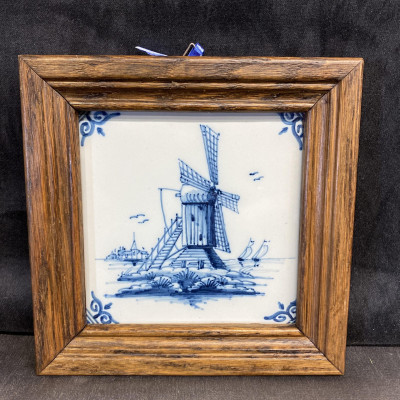 Delft Pottery Framed Tile – Bicentennial
