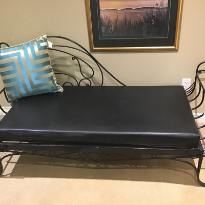 Metal Daybed – Condition
