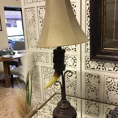Novelty Lamp – Horn