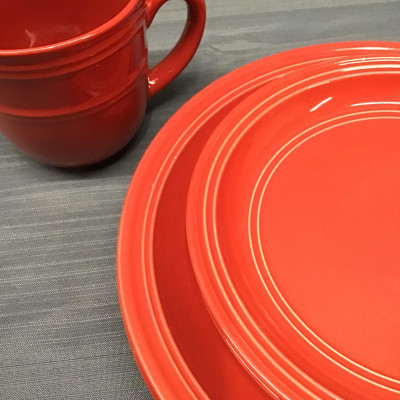 Ridged Red Set of 2 Place Settings