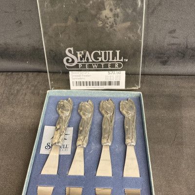 Boxed Set of 4 Seagull Pewter Spreaders