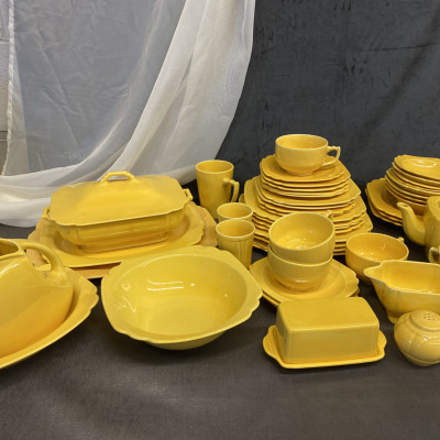 49PC Riviera Collection – Yellow