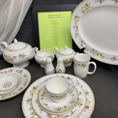 Wedgwood “Mirabelle” 7PC Setting For 14 +
