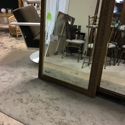 Beveled Gold Framed Mirror – Condition