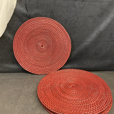 Set 4 Rattan Placemats – Red