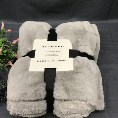 NEW!  HUDSON’S BAY Grey Faux Fur Throw Blanket