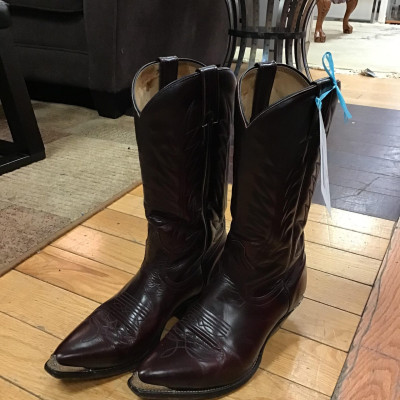 Gorgeous Vintage Leather Cowboy Boots
