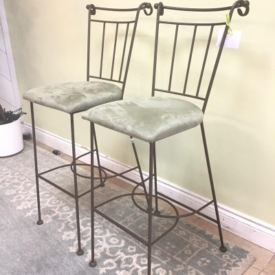 (Pair) Brown Iron Bar Chairs