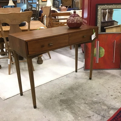 Drk. Wood 2-Drawer Desk
