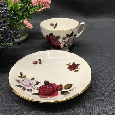 COLCLOUGH Cup & Saucer Red/ White Rose