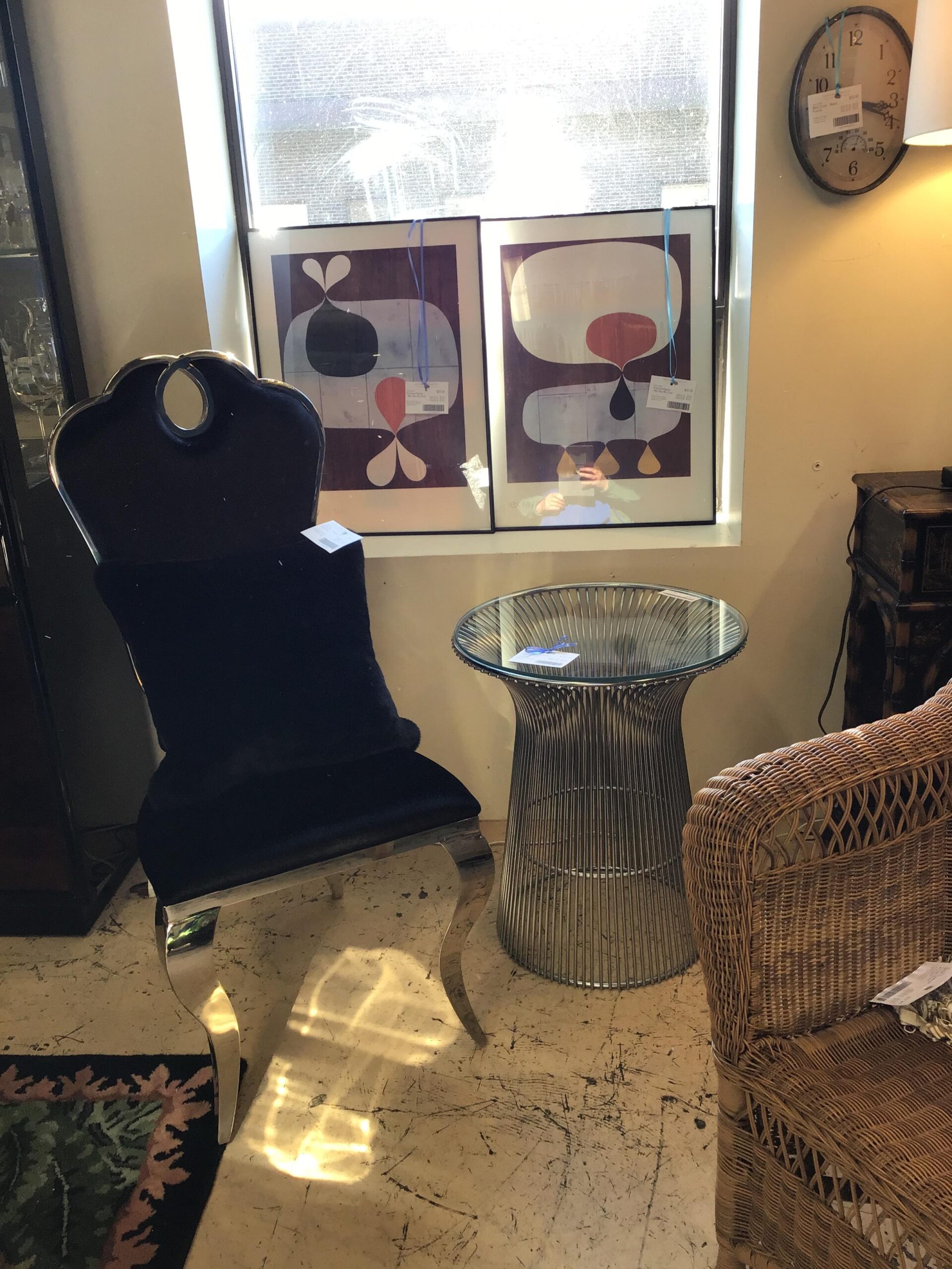 Round Glass/Steel Accent Table