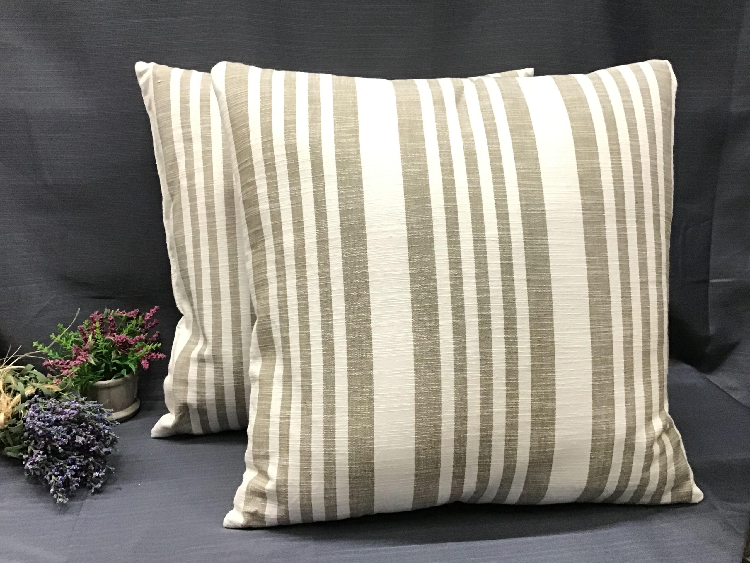 (Pair) White/ Taupe Stiped Zippered Cushions