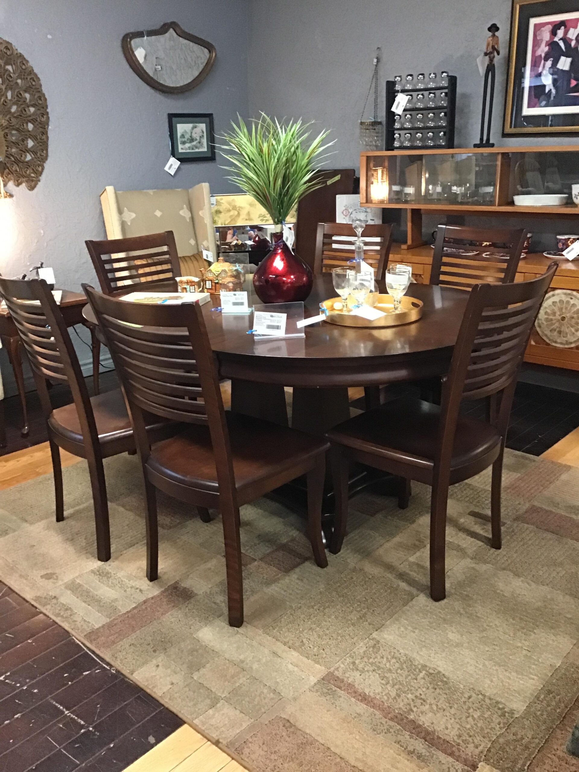 Bermex Oval Pedestal Table and 6 Chairs