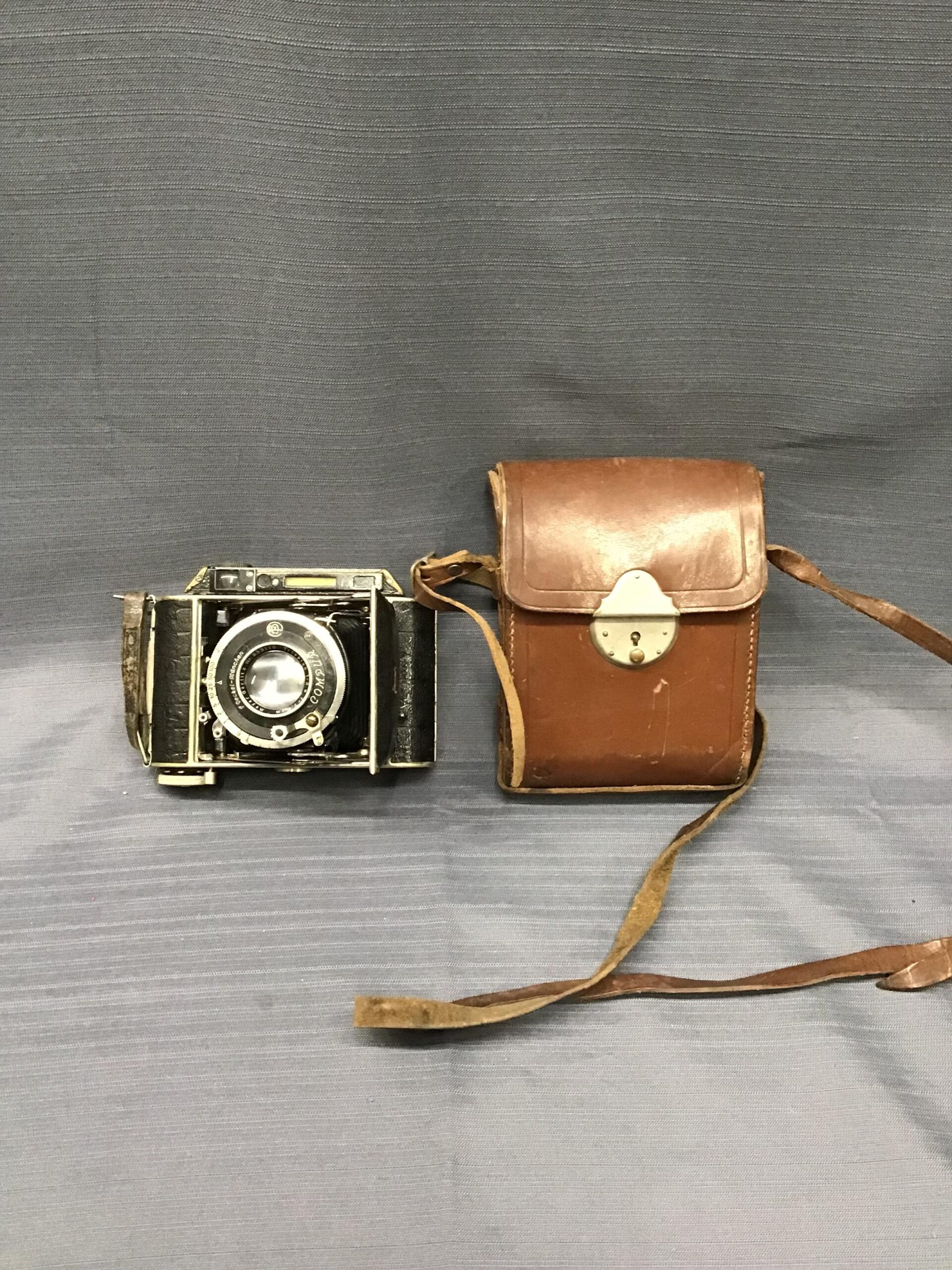 Vintage COMPUR Super Sport Camera with Case