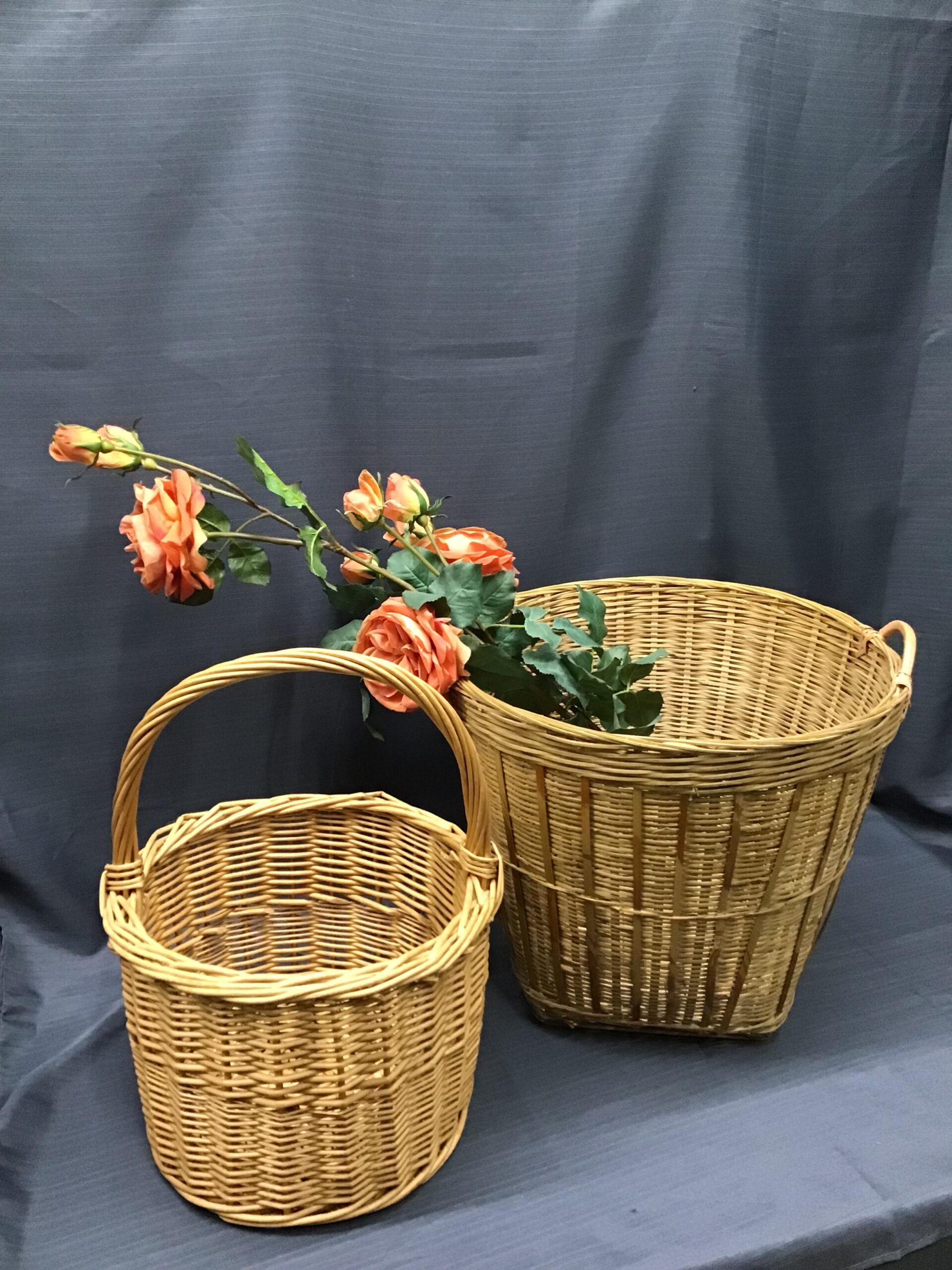 Set of 2 Baskets with Orange Roses