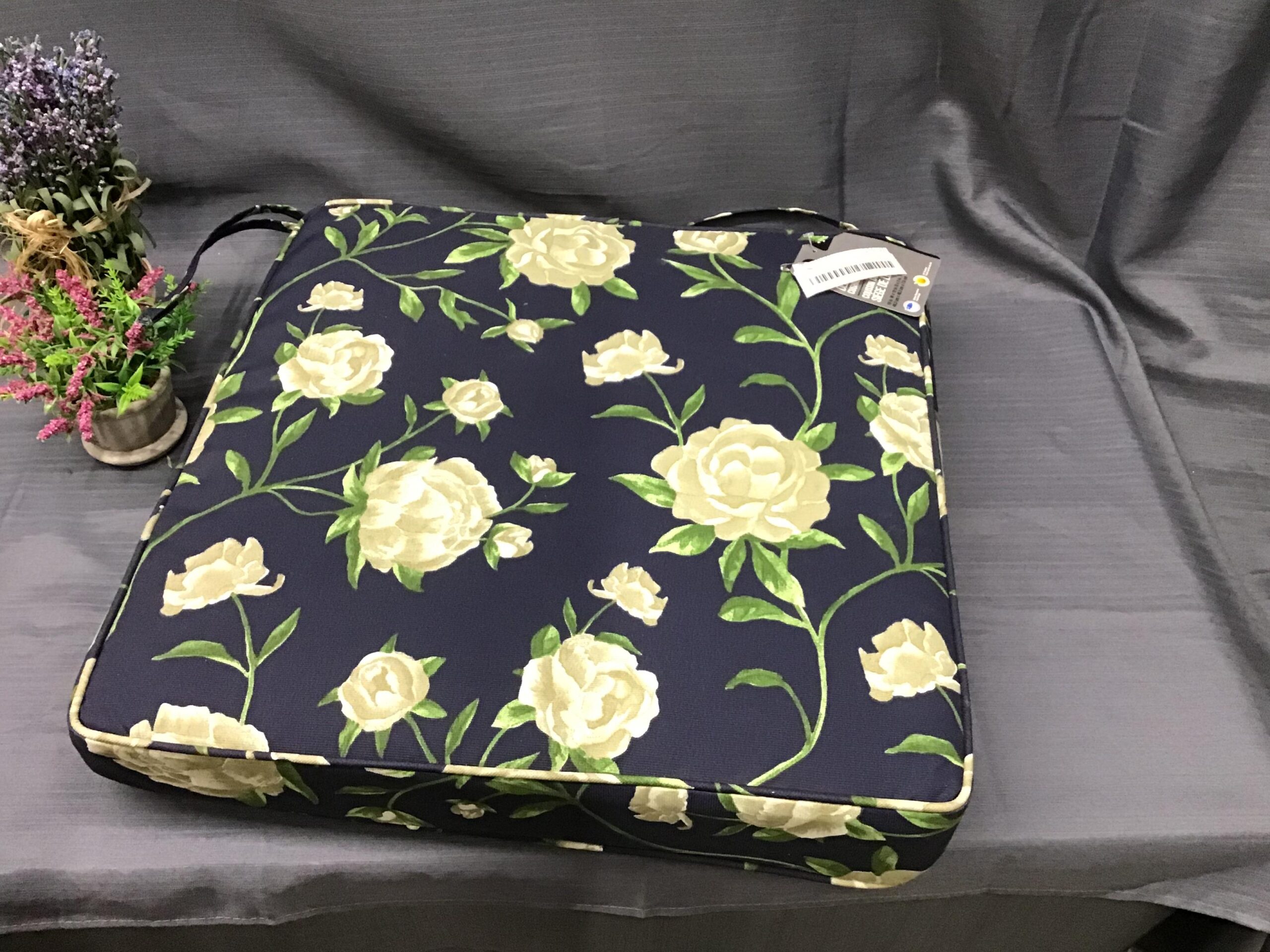 NEW!  CANVAS Outdoor Navy Floral Seat Cushion