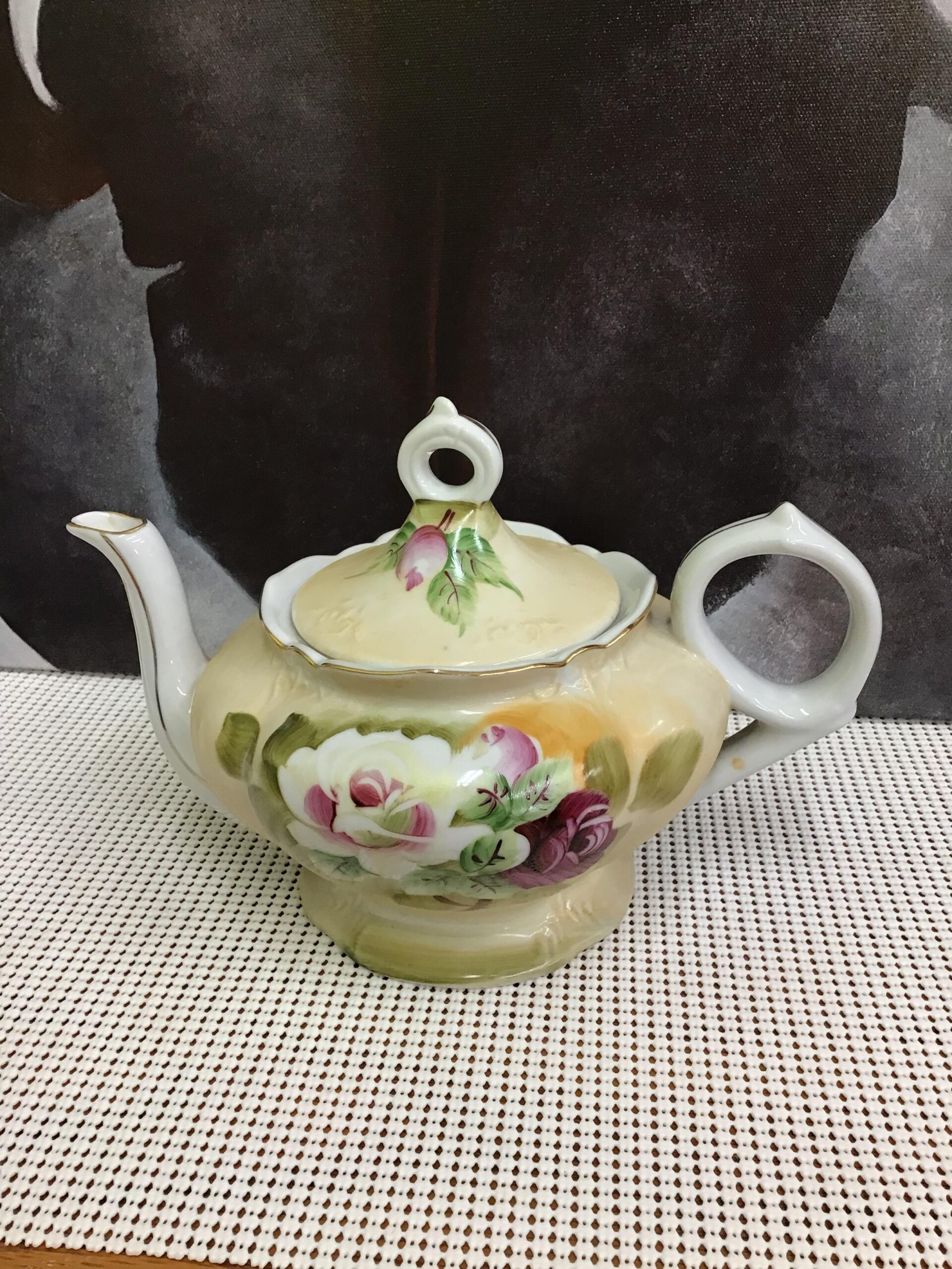 Vintage Lefton Musical Teapot