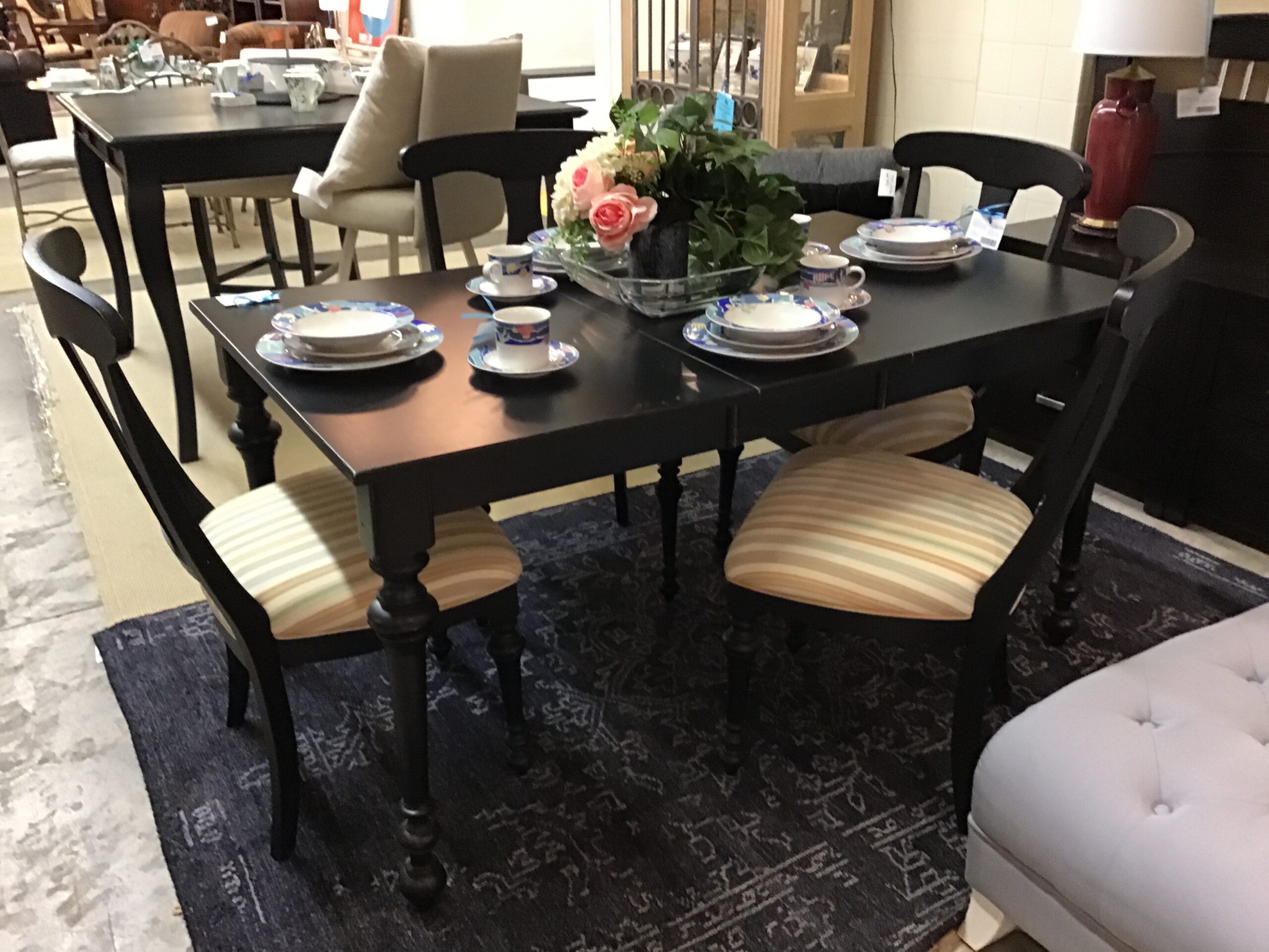 Canadel Dining Table & 4 Chairs