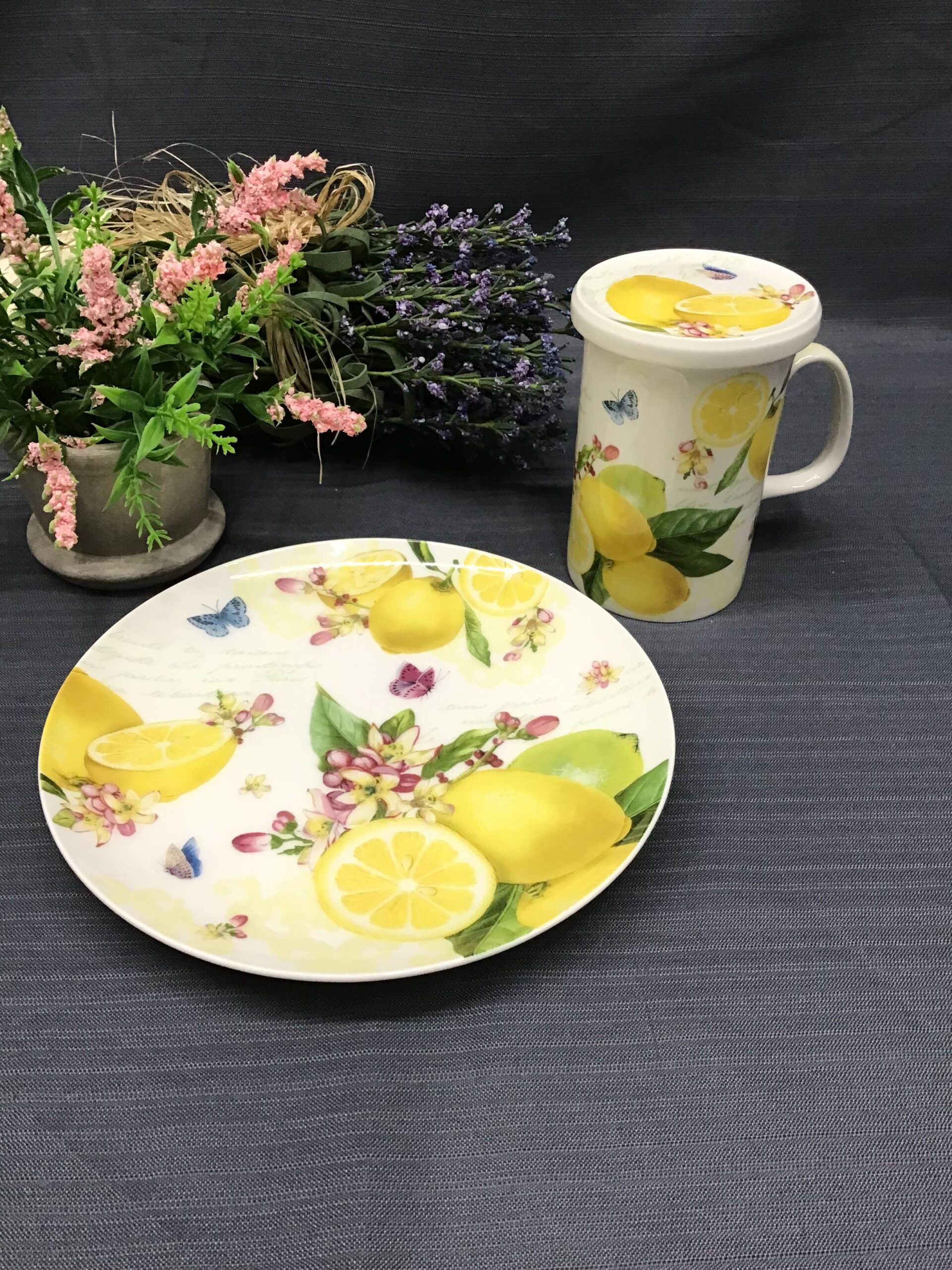 DORA PAPIS “Lemon” Infuser Tea Mug & Snack Plate