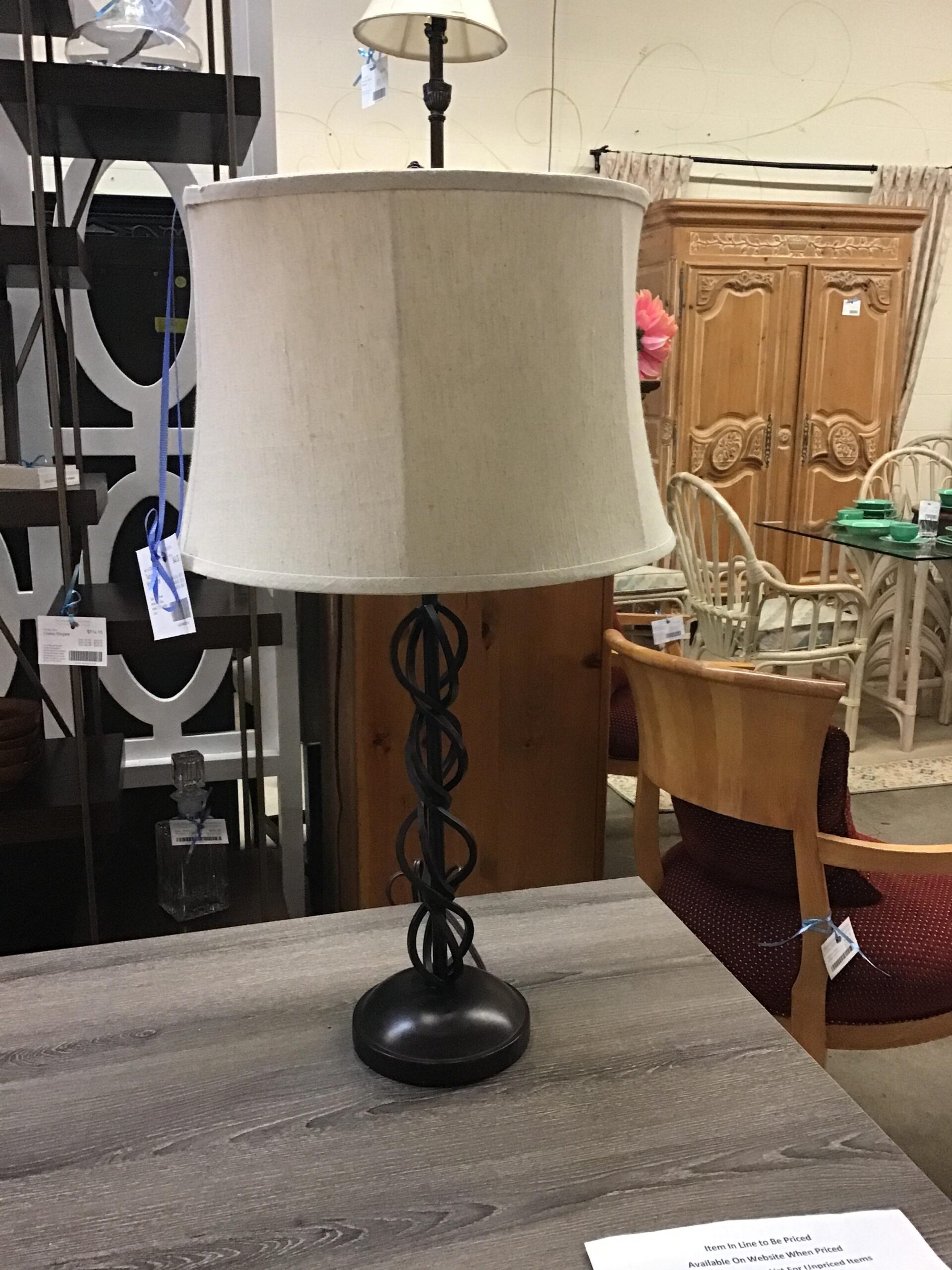 Table Lamp – Metal Twist