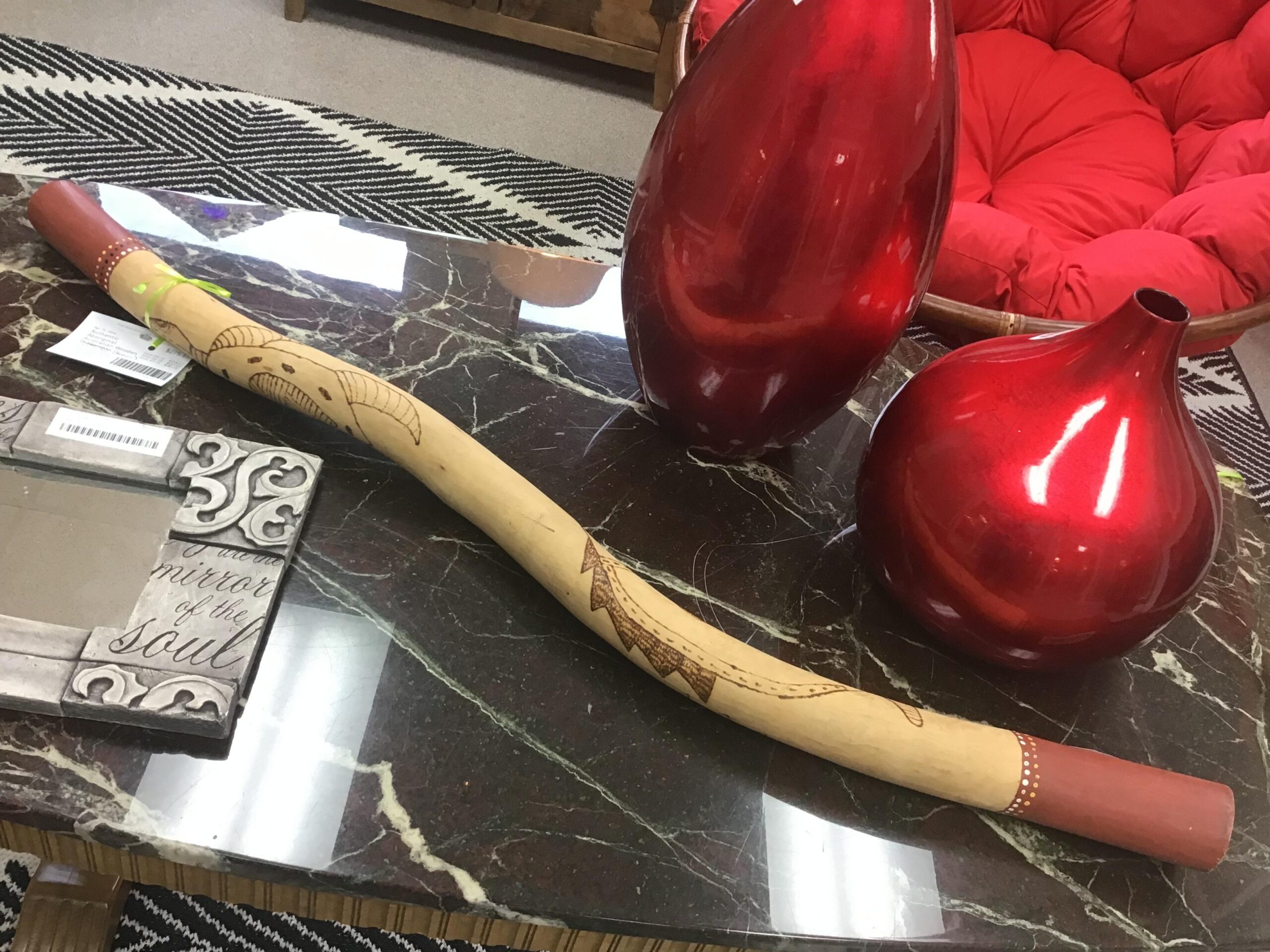 Authentic Aboriginal Australian Wooden Didgeridoo Instrument (brown)