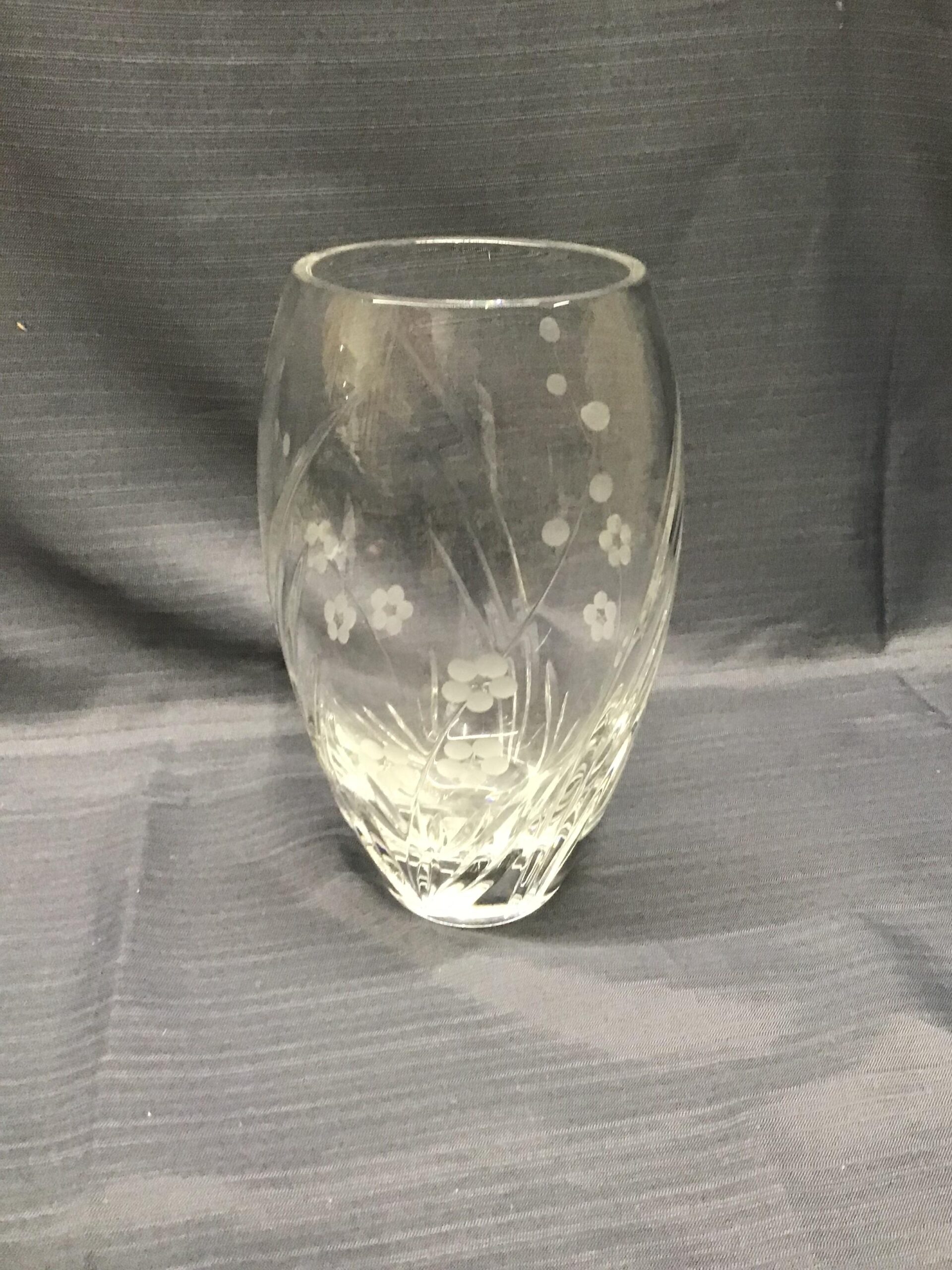 Etched Floral 10″ Glass Vase