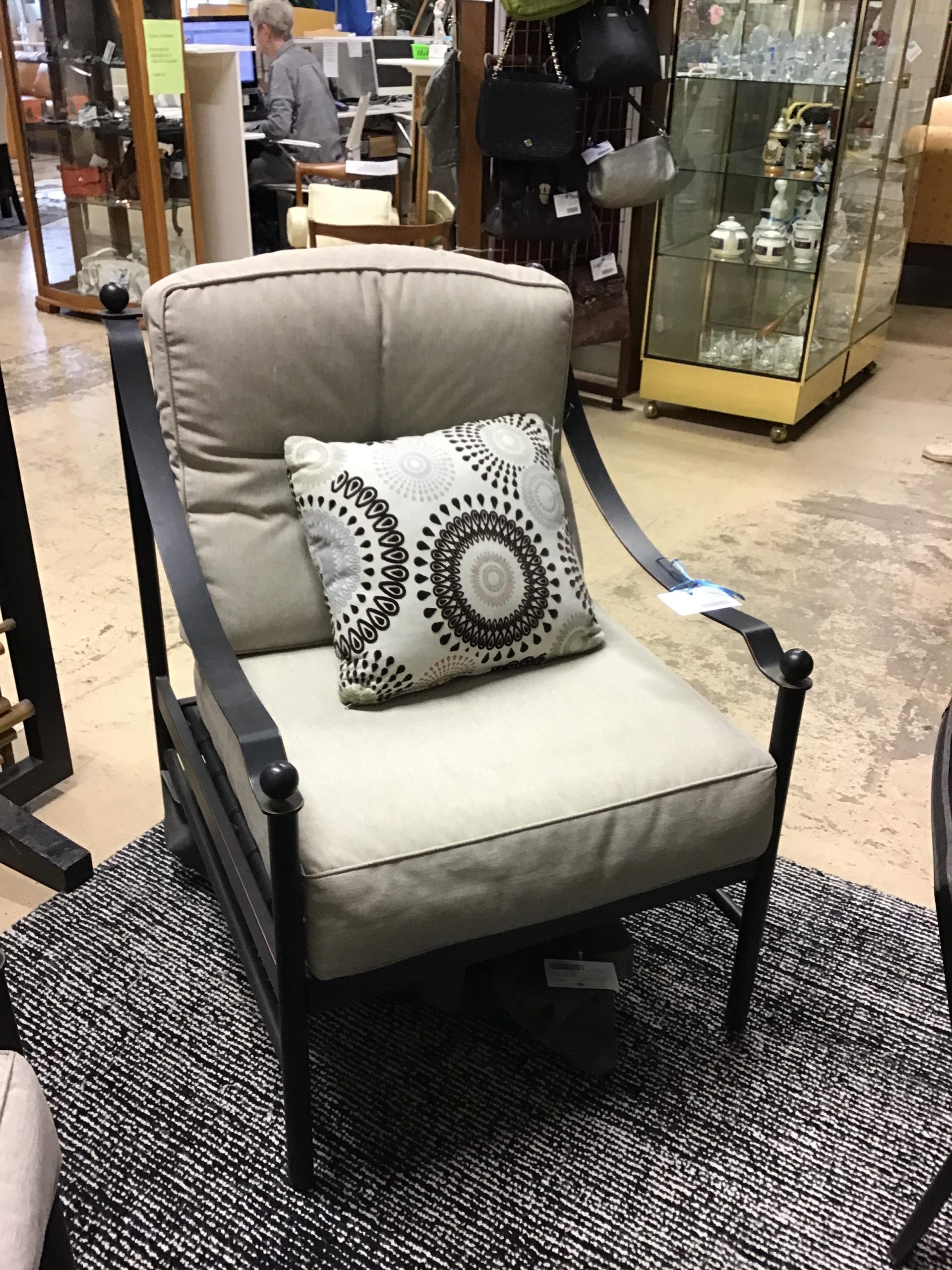 Metal Patio Chair w/Cushions & 1 Toss Cushion