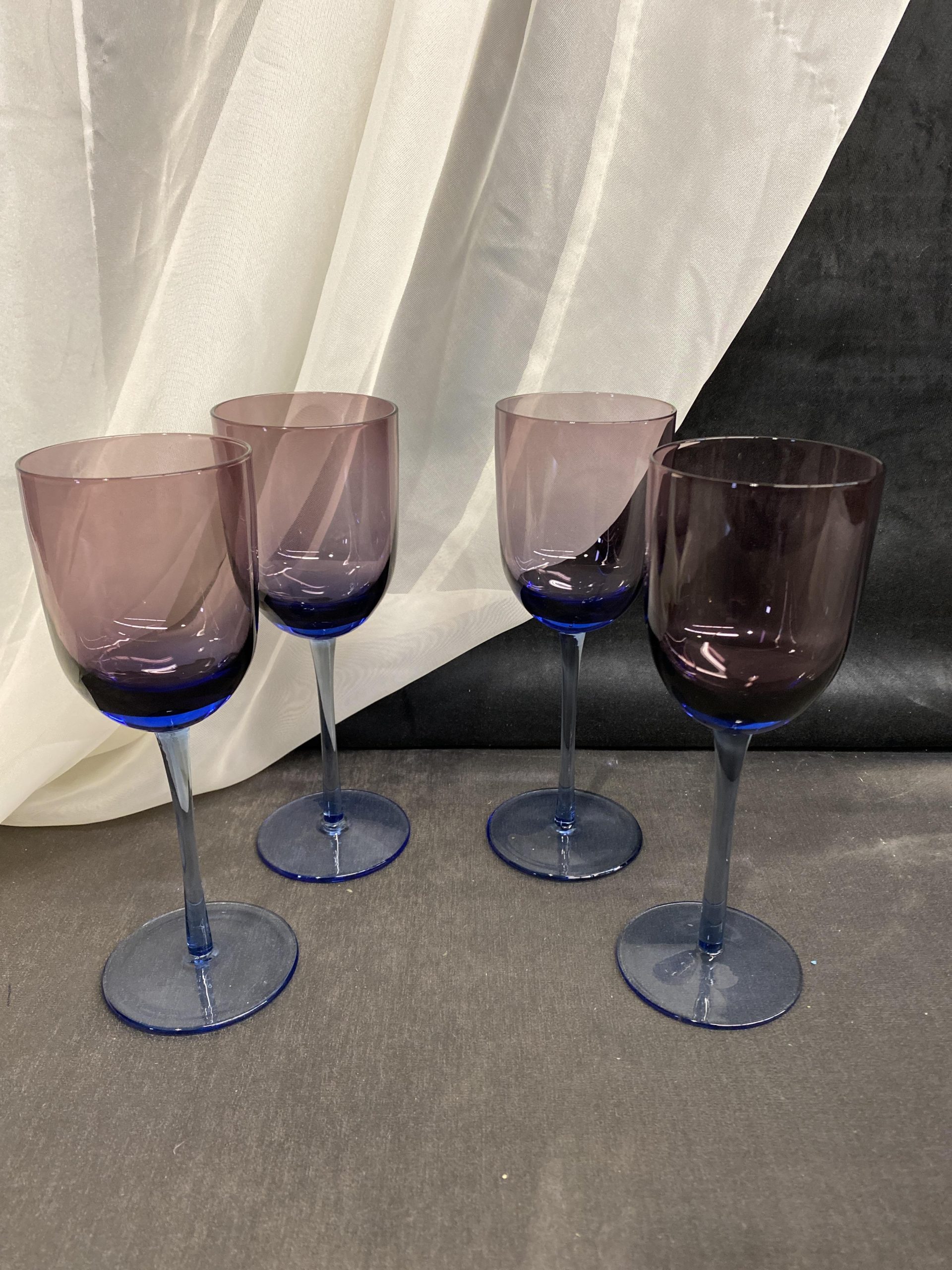 Set 4 Wine Glasses – Purple & Blue