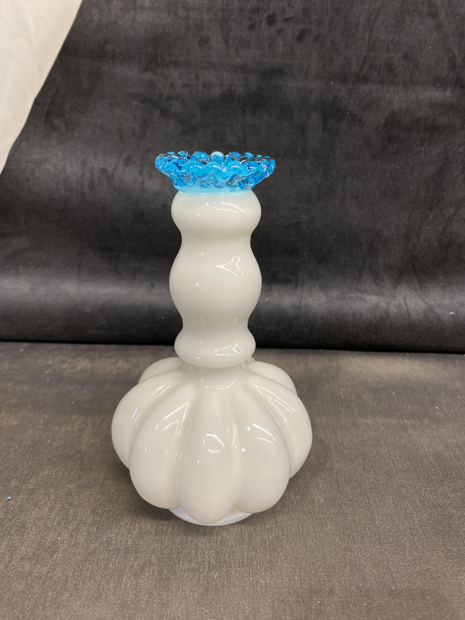 Fenton Glass Vase – Aqua Crest