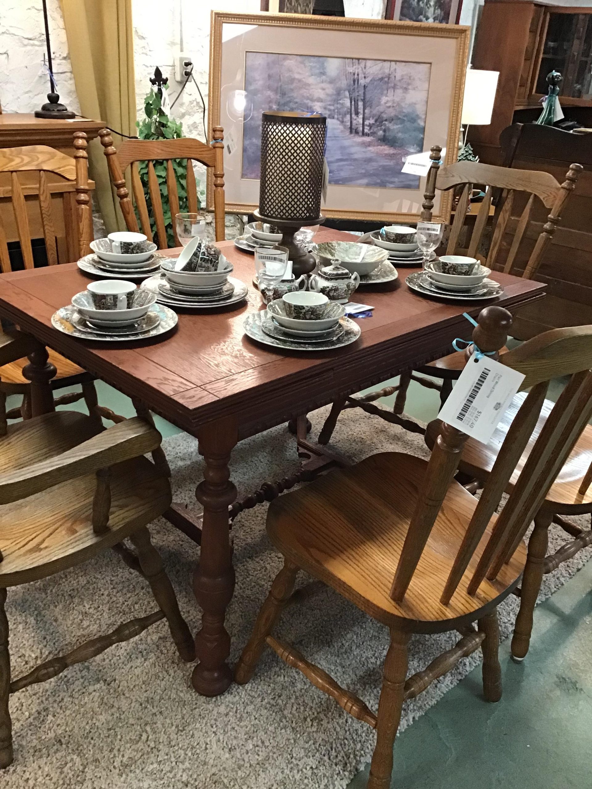 Dining Table   NEW PRICE $139.66