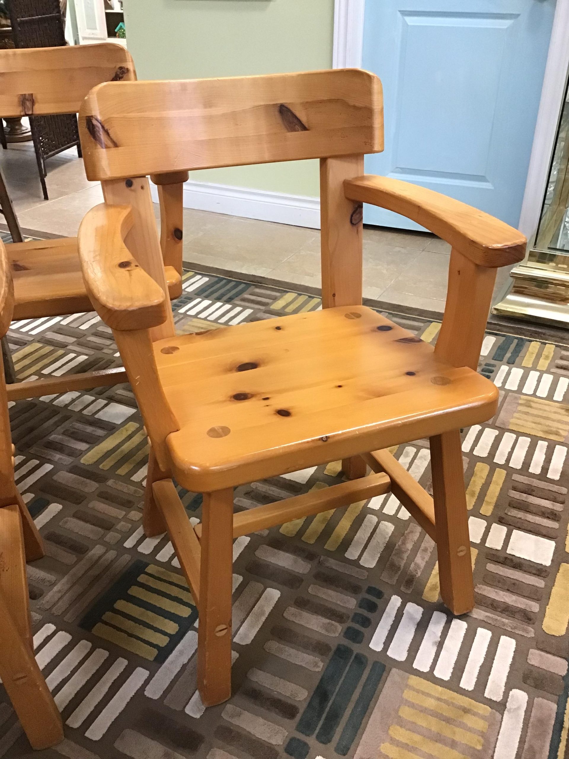 Solid Pine Wood Dining (Arm) Chair