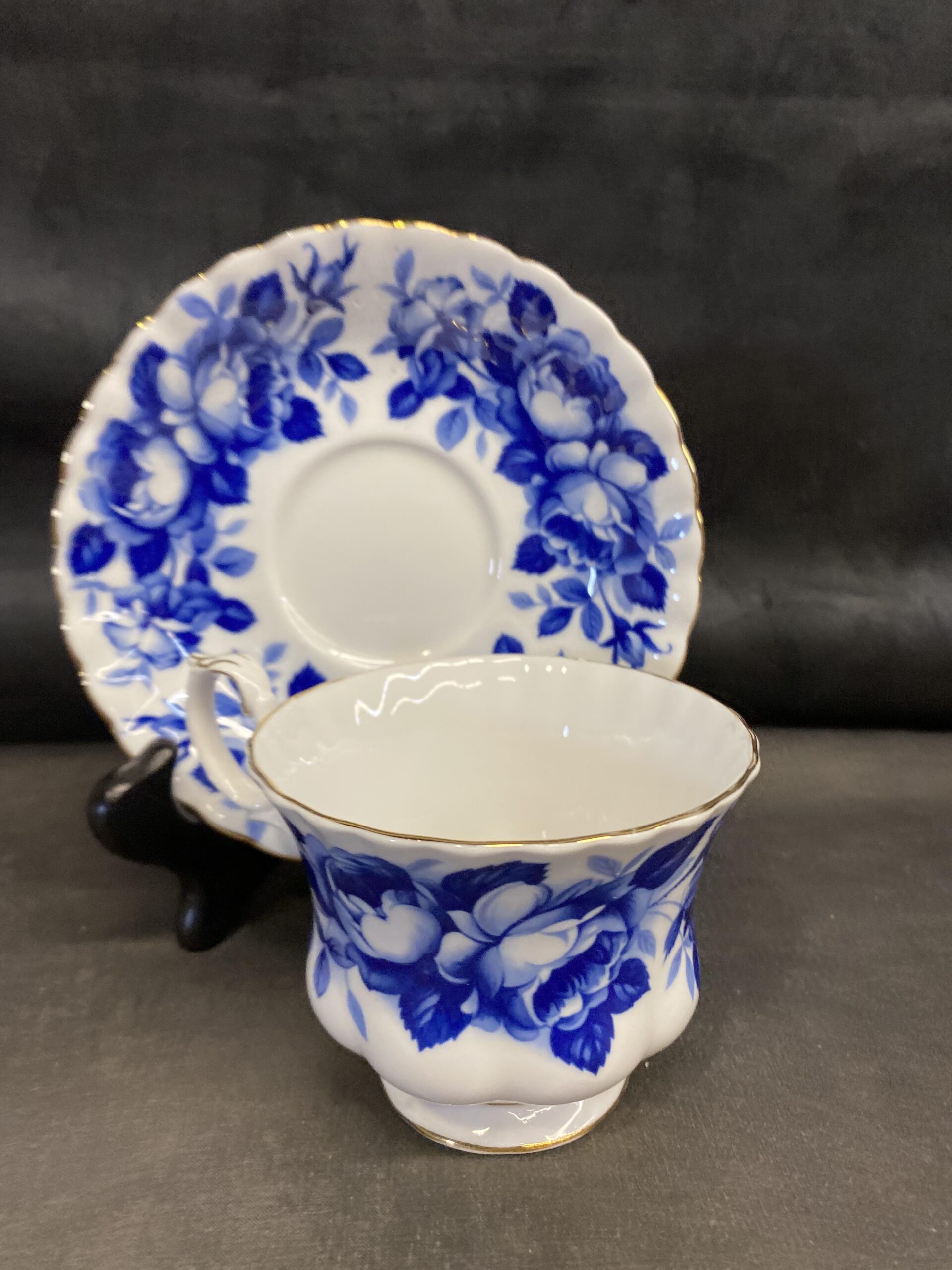 Royal Albert Teacup & Saucer – Blue Floral