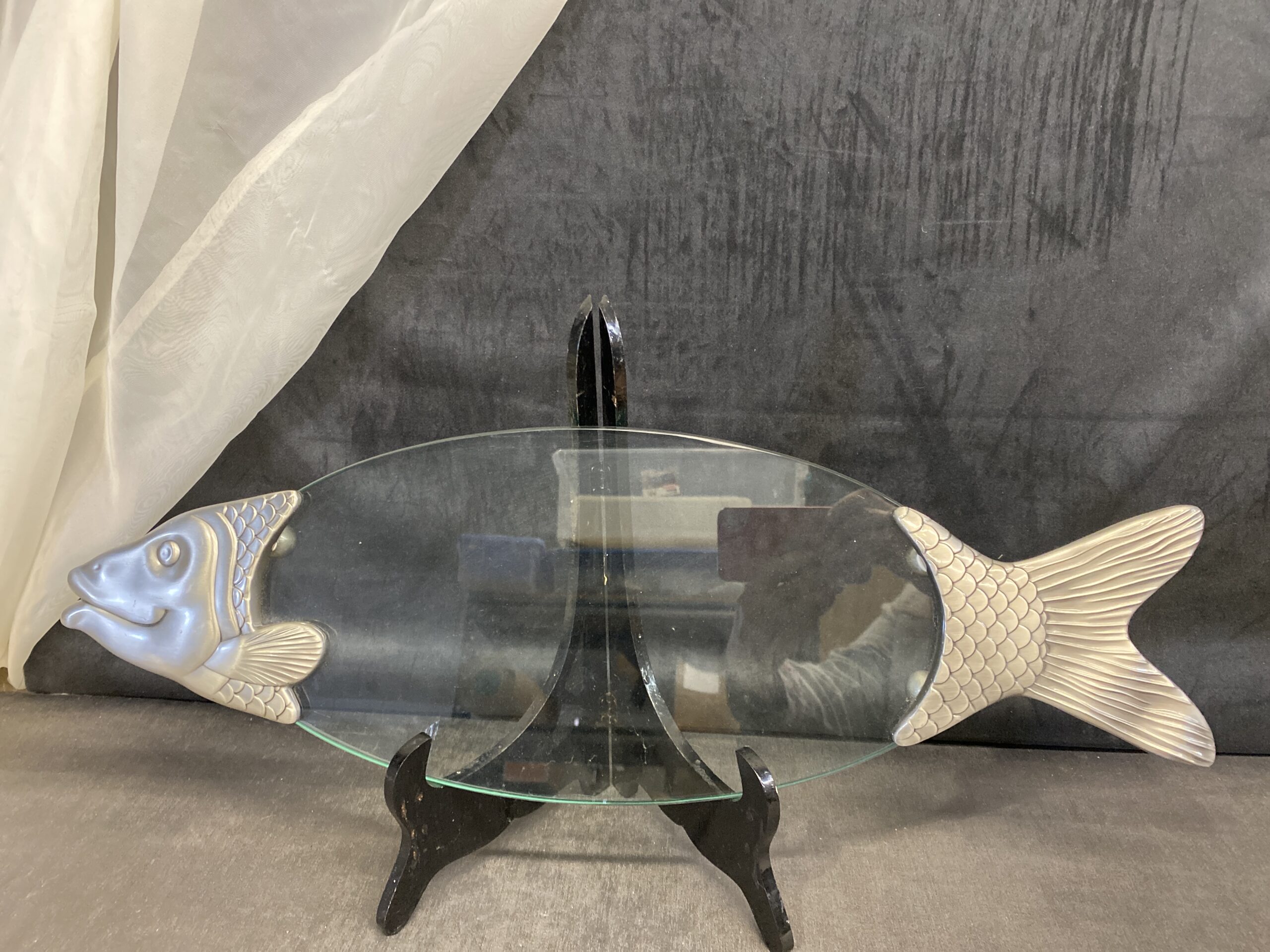 Metal & Glass Plate – Fish