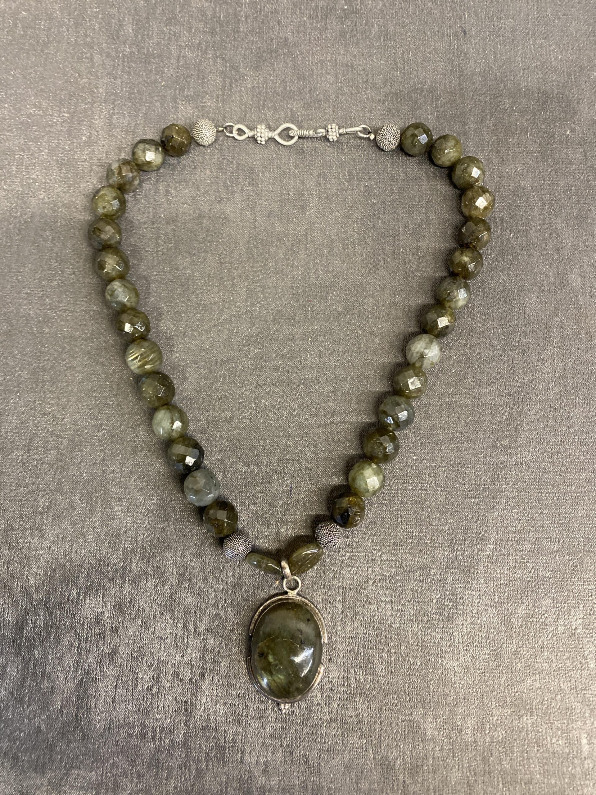 Necklace – Stone Pendant