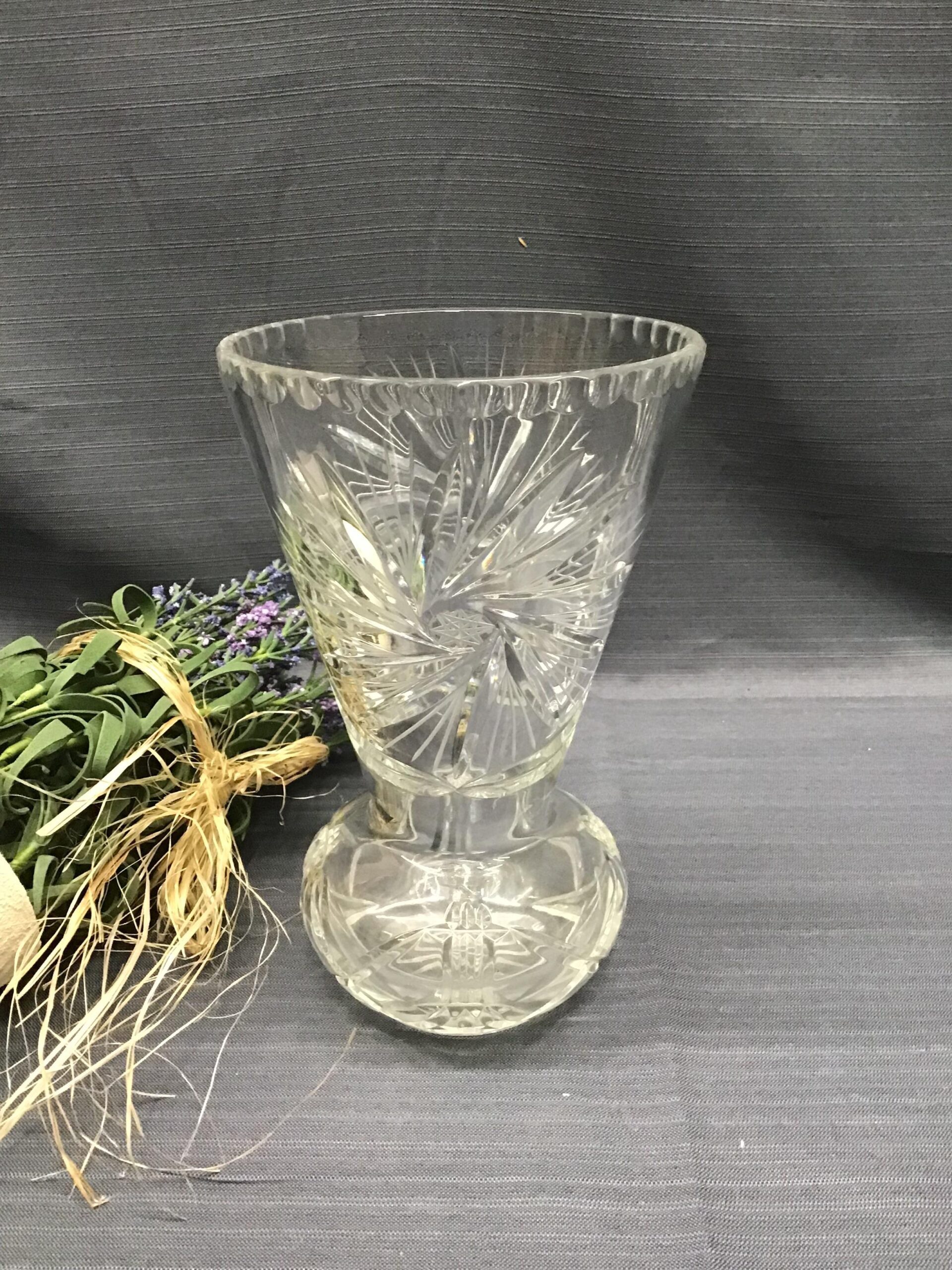 “Pinwheel” Crystal Vase