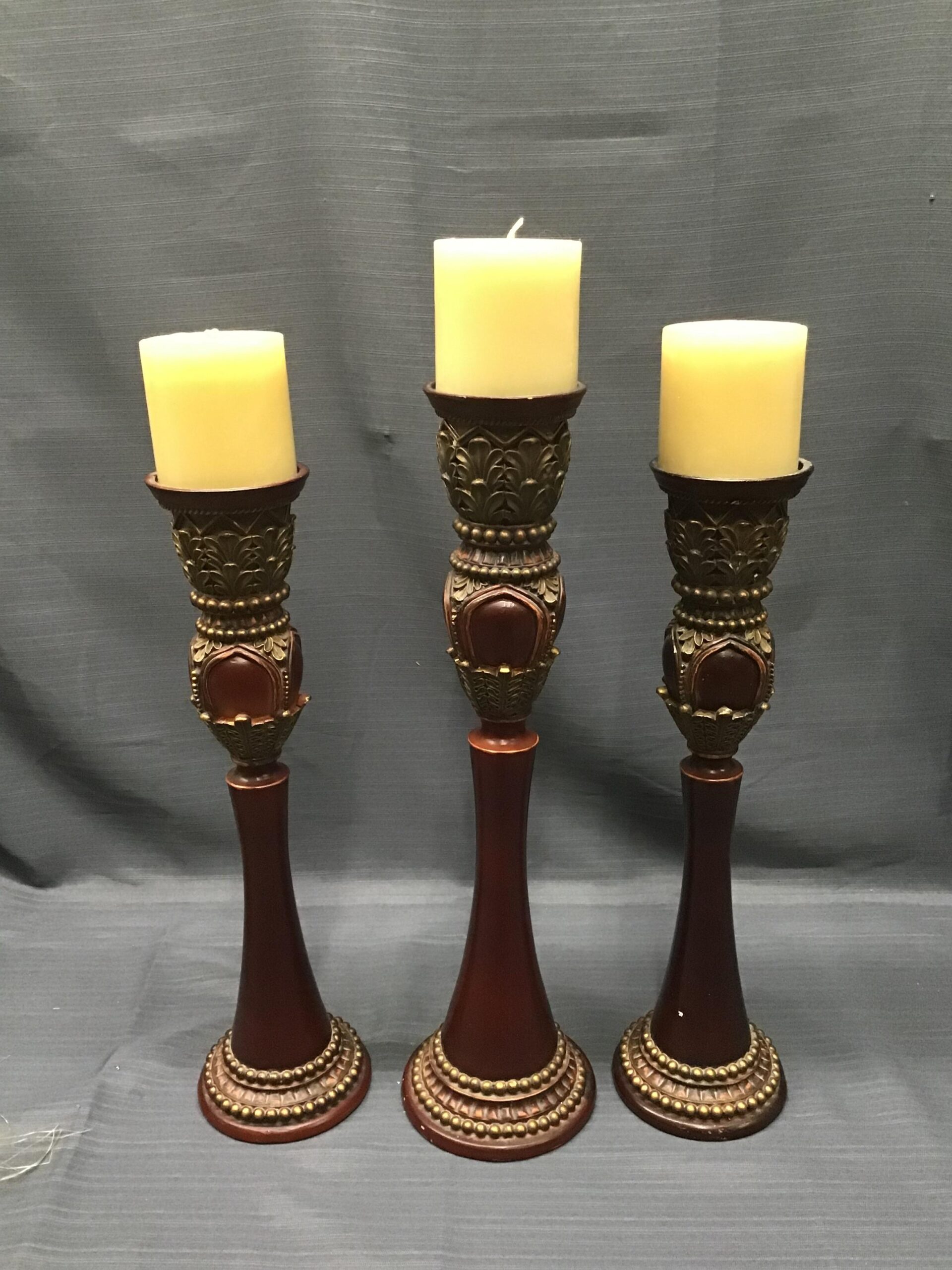 Burgundy Resin Candle Holder Set of 3 (candles included)