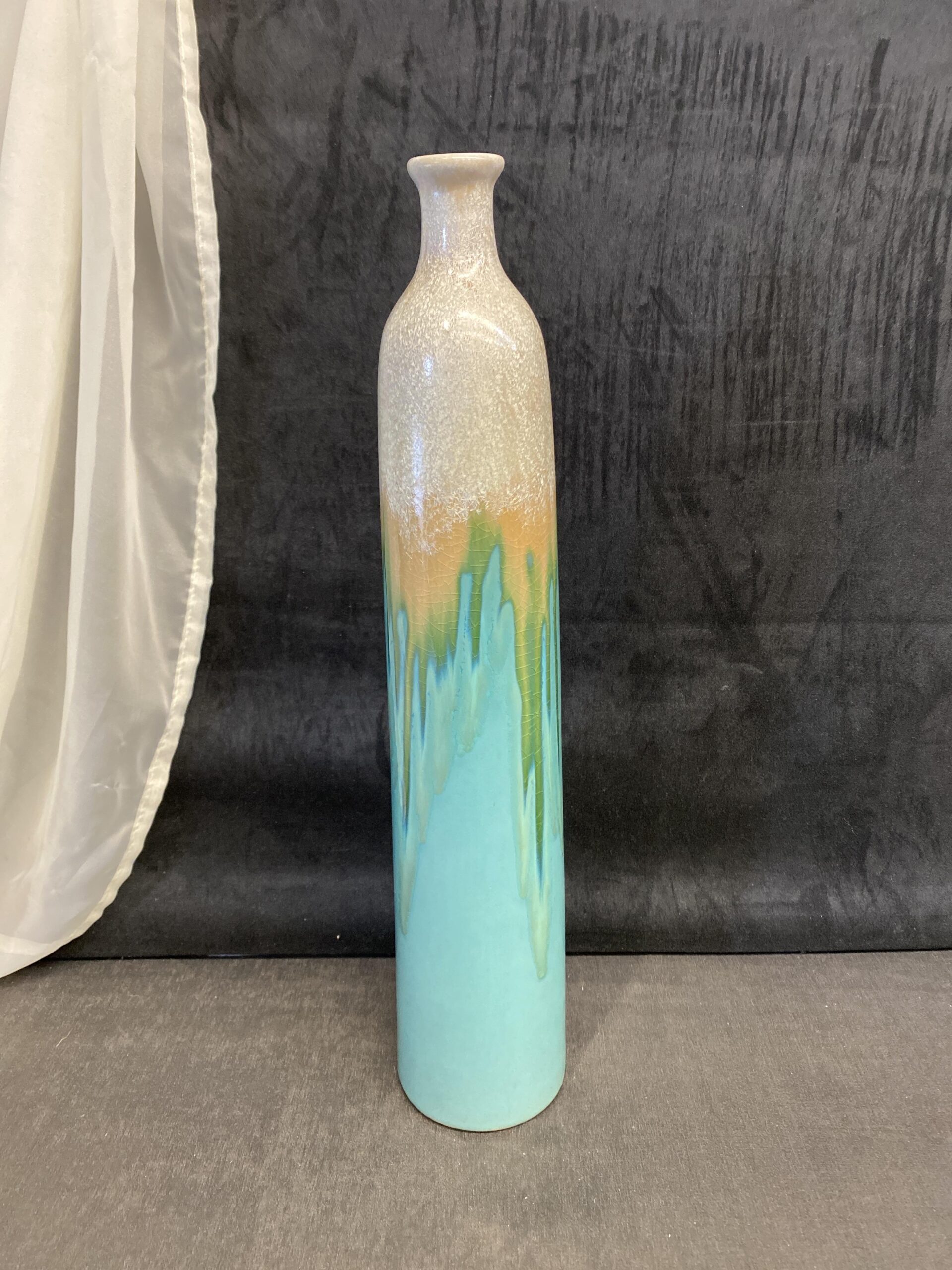 3 Hands Ceramic Vase – Turquoise