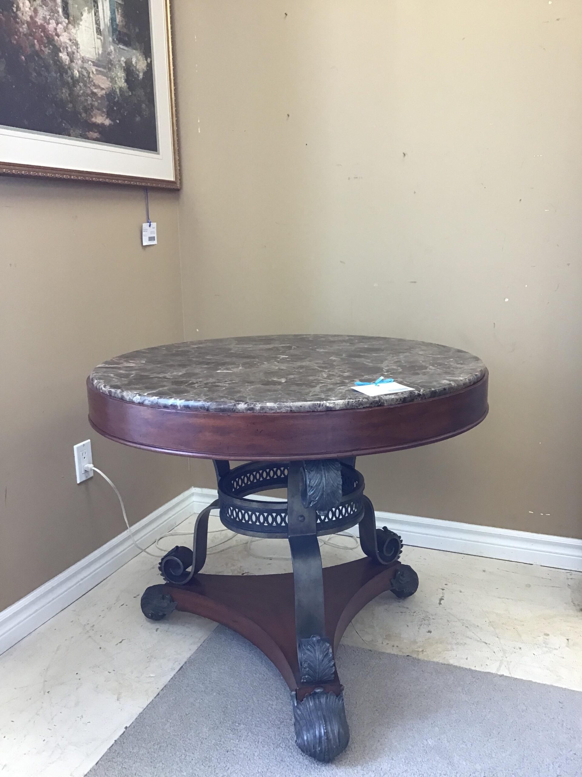 Rd Marble Top Table