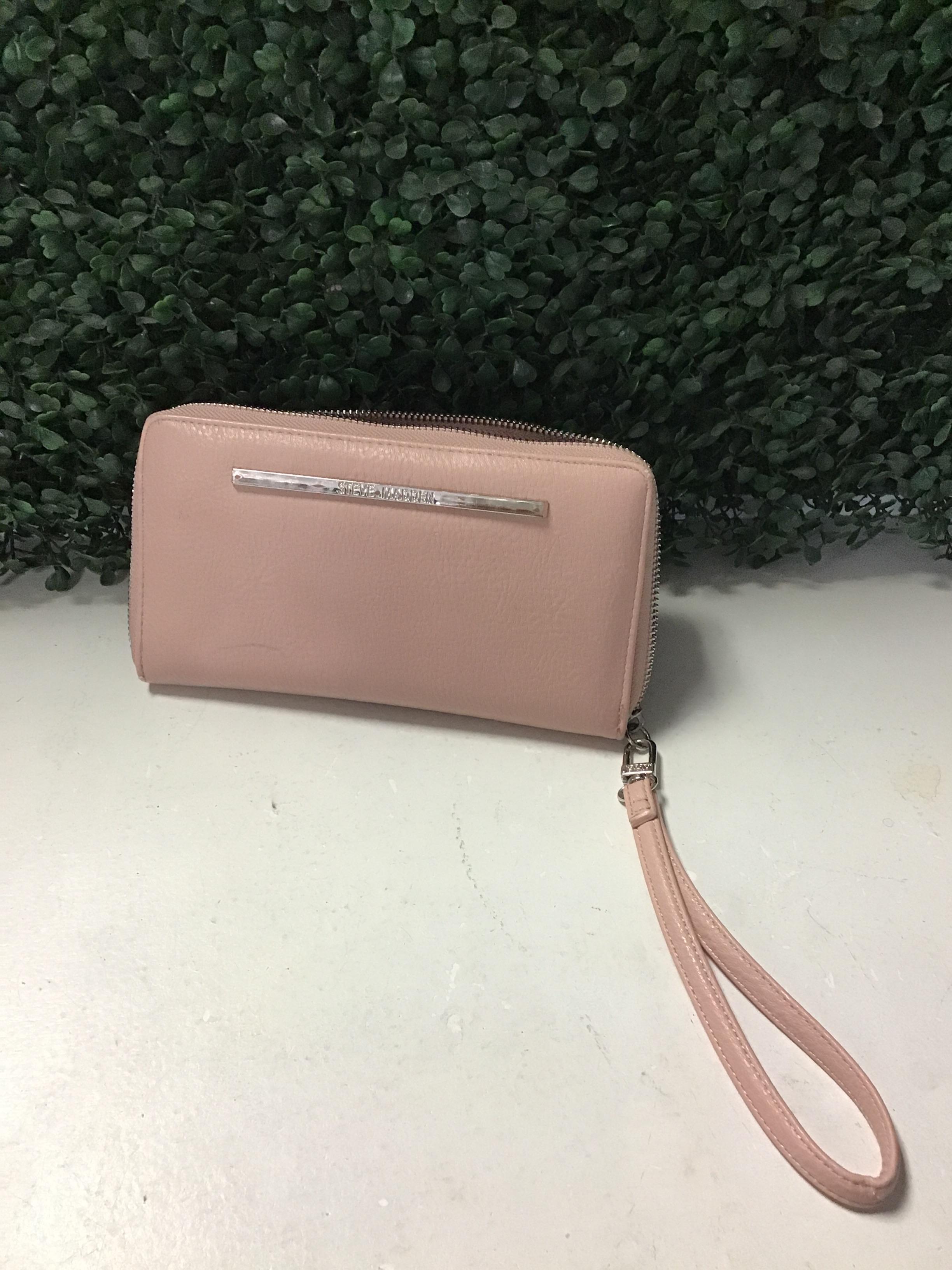 Steve Madden Pink Wristlet