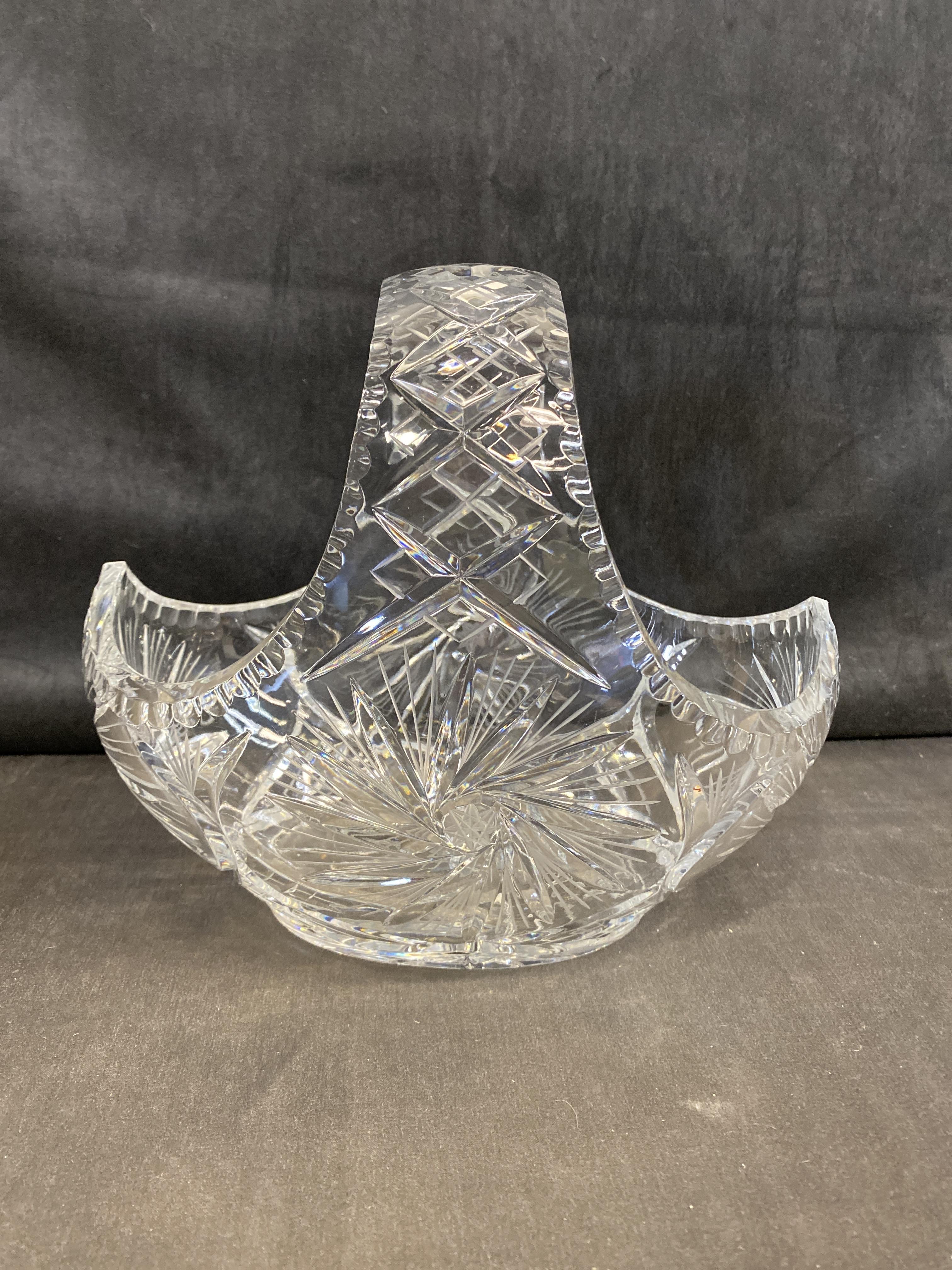 Pinwheel Crystal Basket