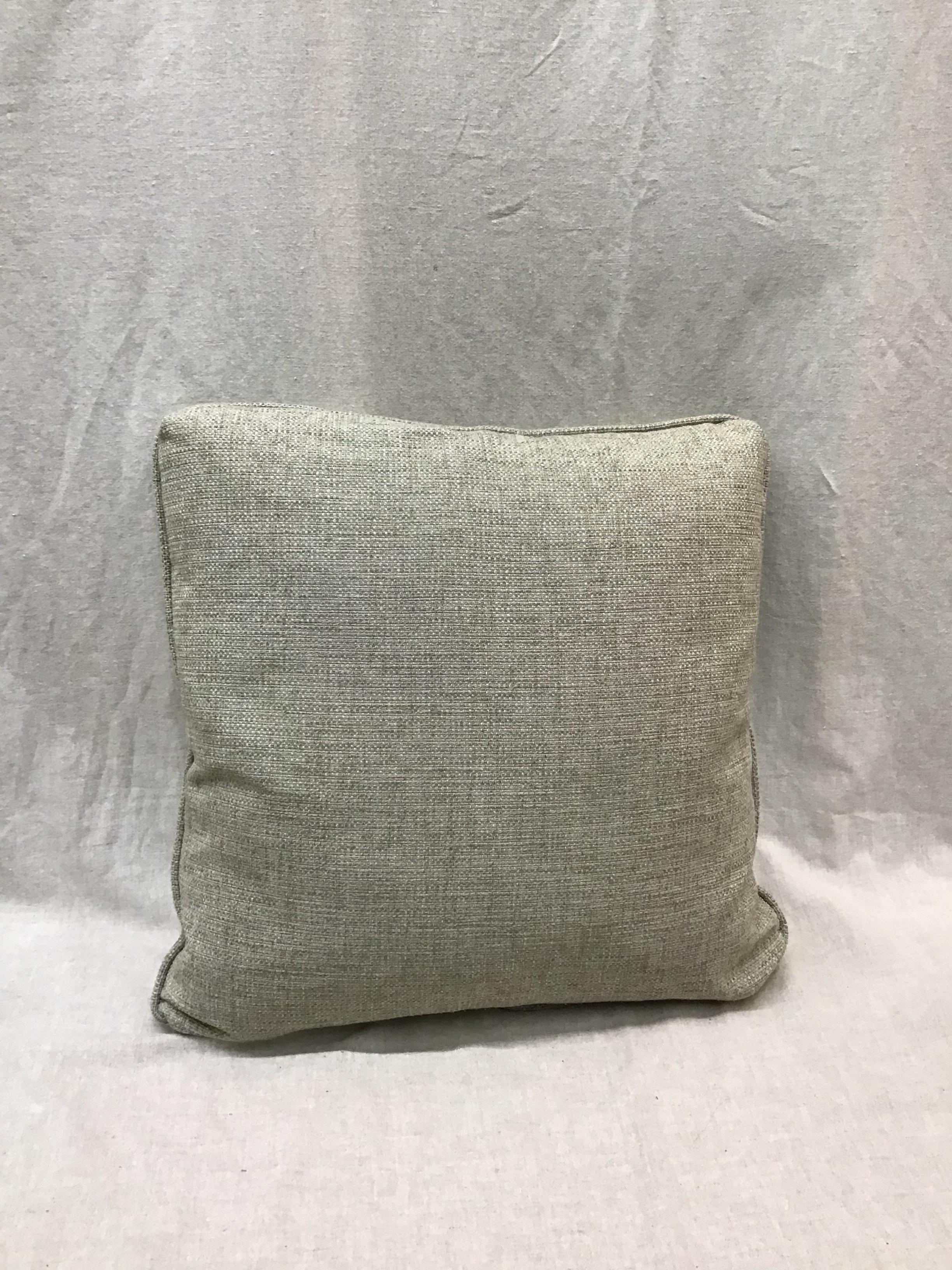 Greige ‘Burlap’ 19″ x 19″ Pillow