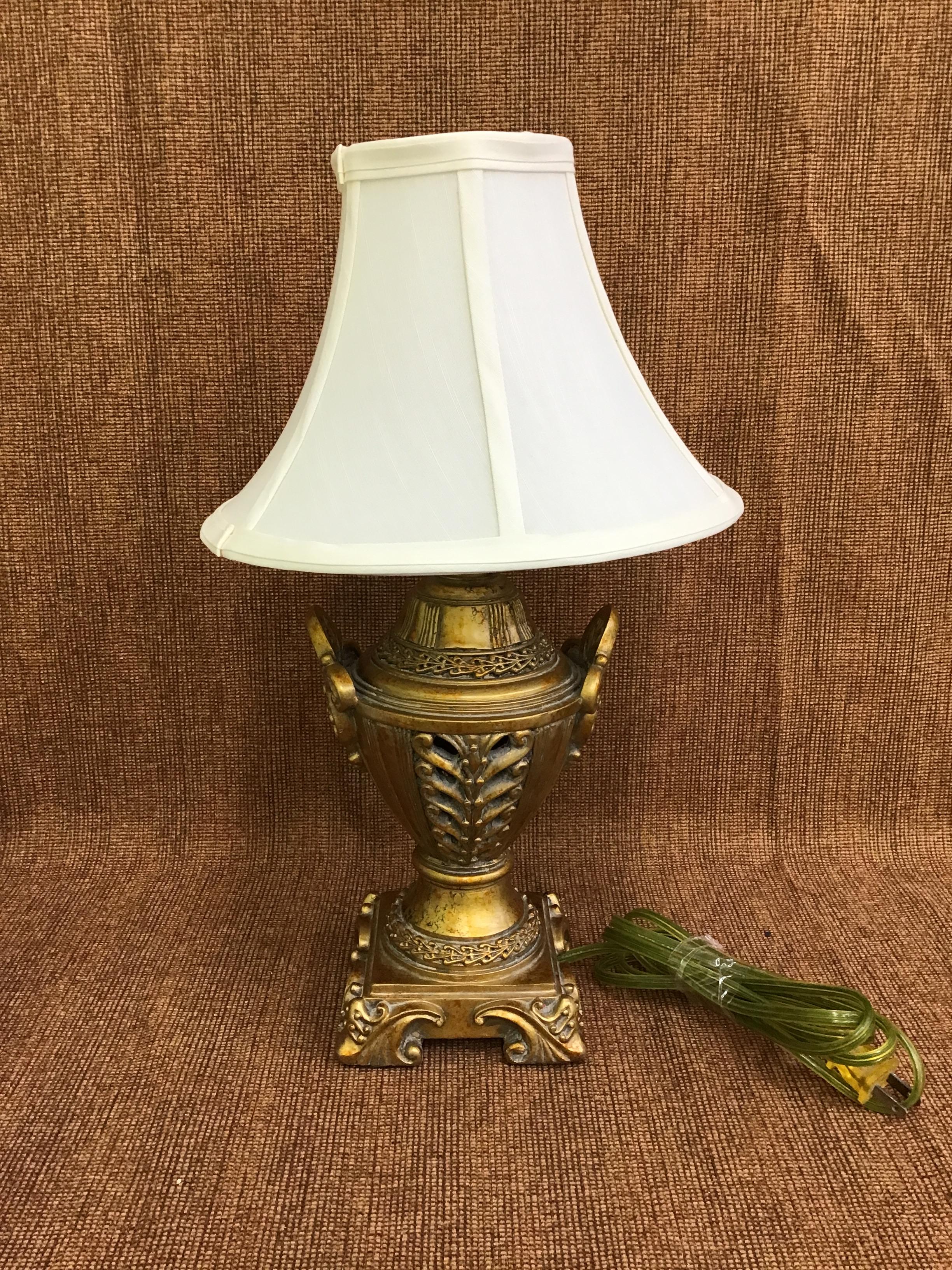 Pretty Table Lamp