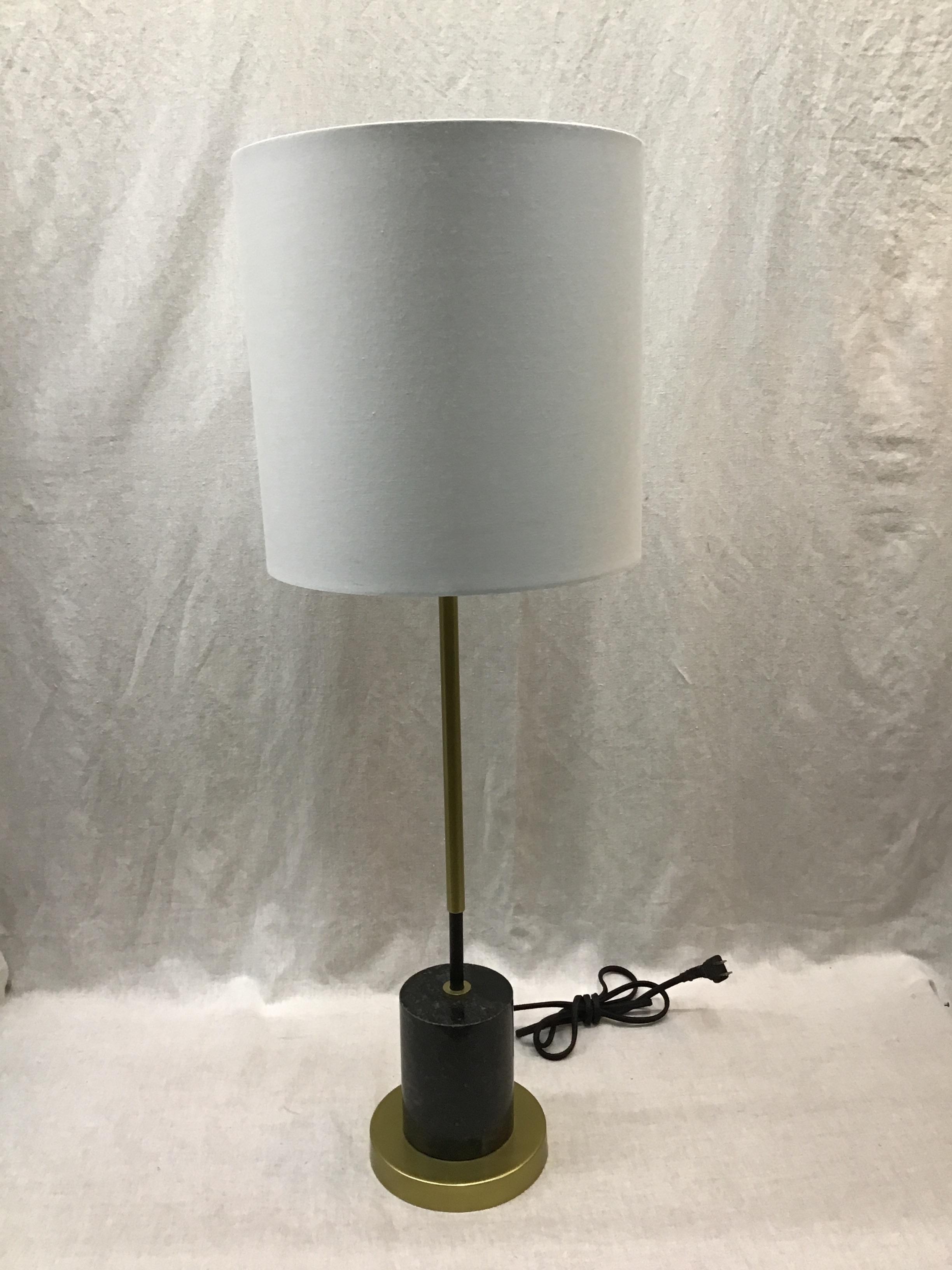 RENWIL ‘Dunson’ Lamp