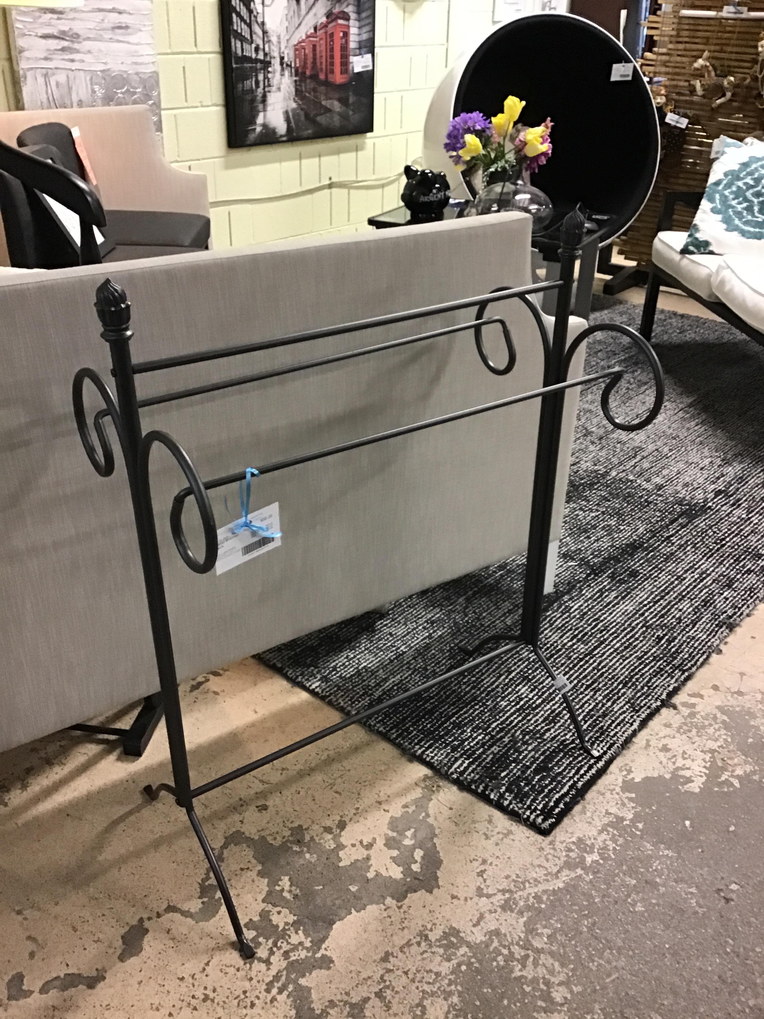 Metal Blanket Rack