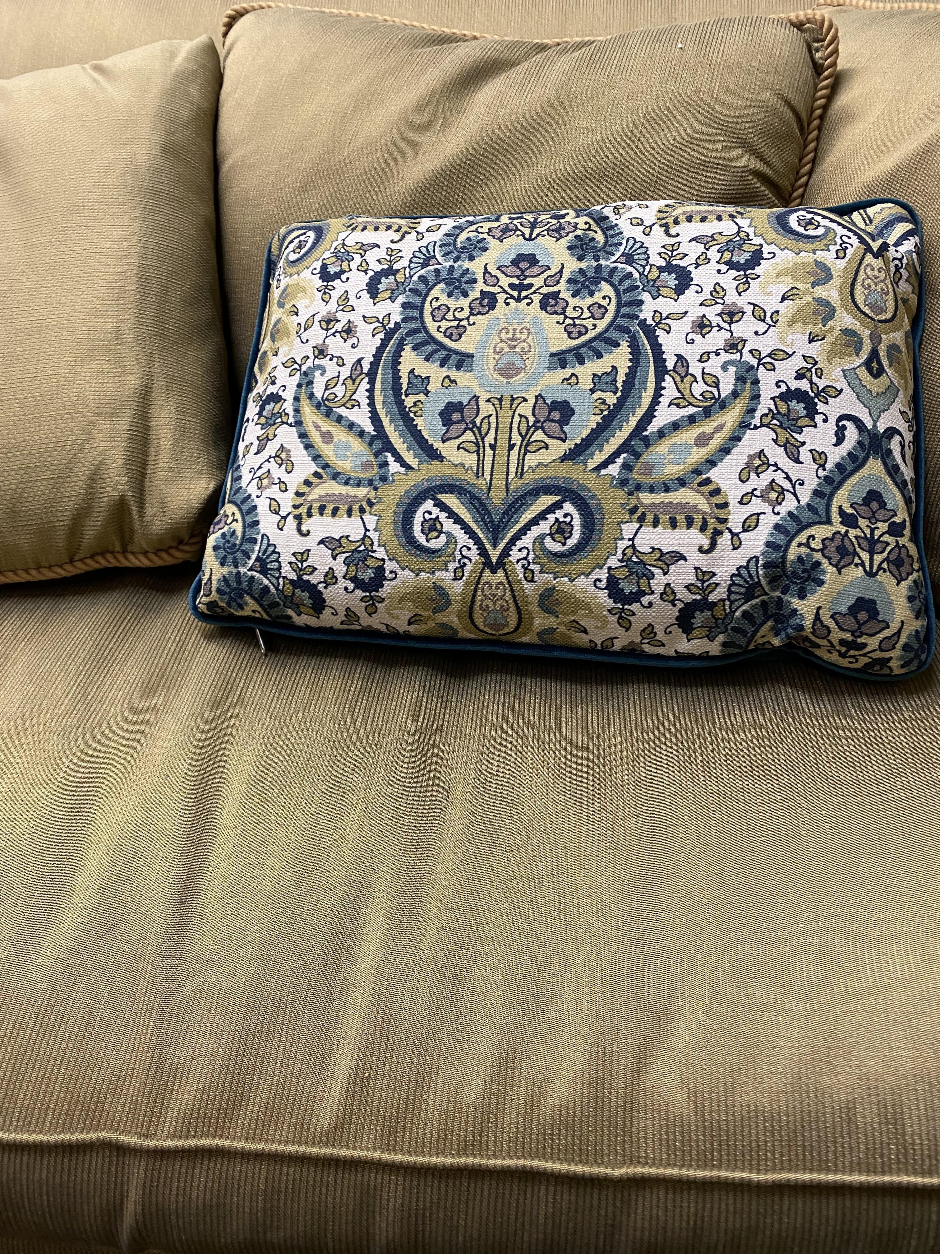 Lumbar Cushion w Feather Insert