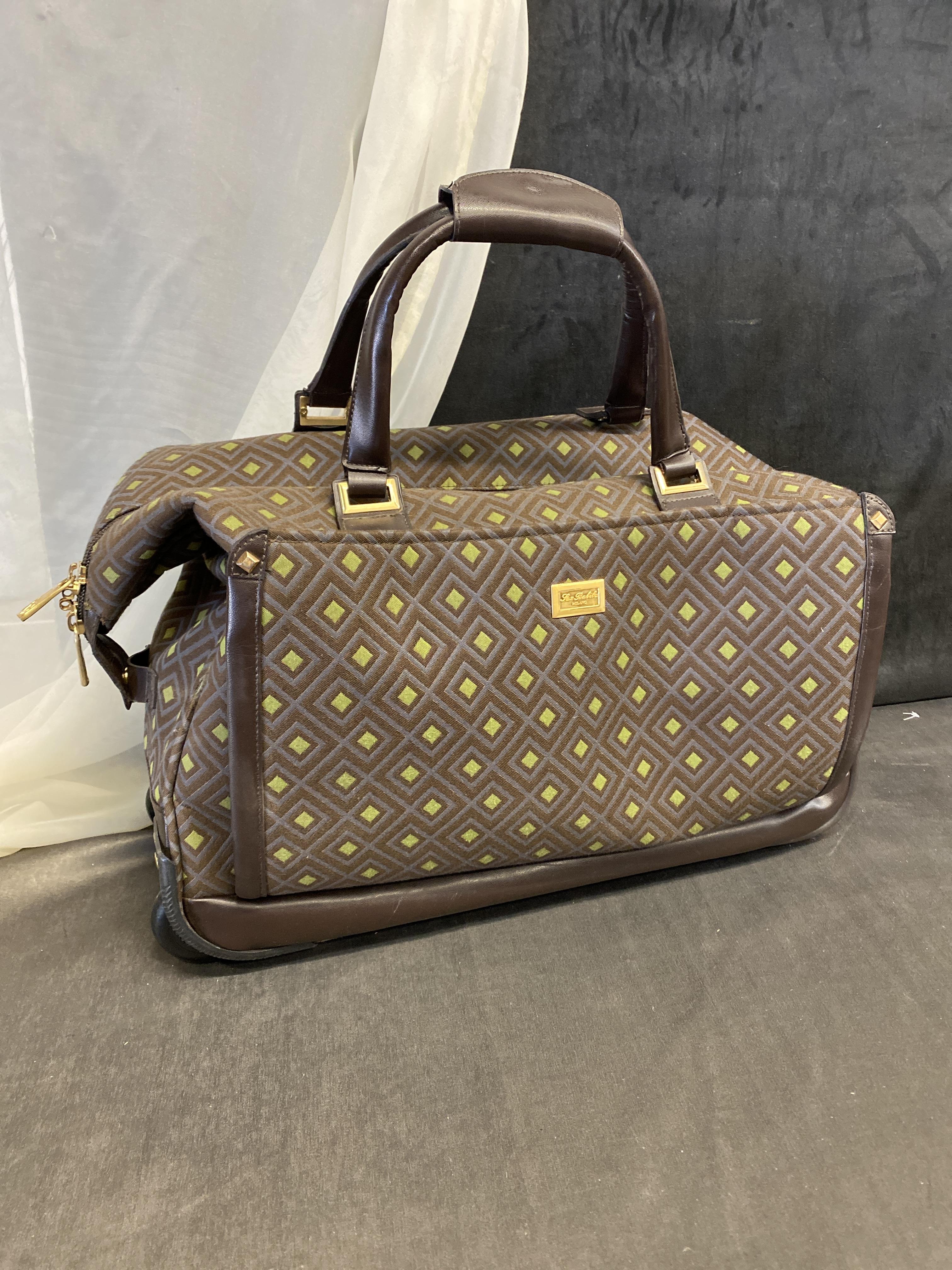 Overnight Bag – Spinner Wheels