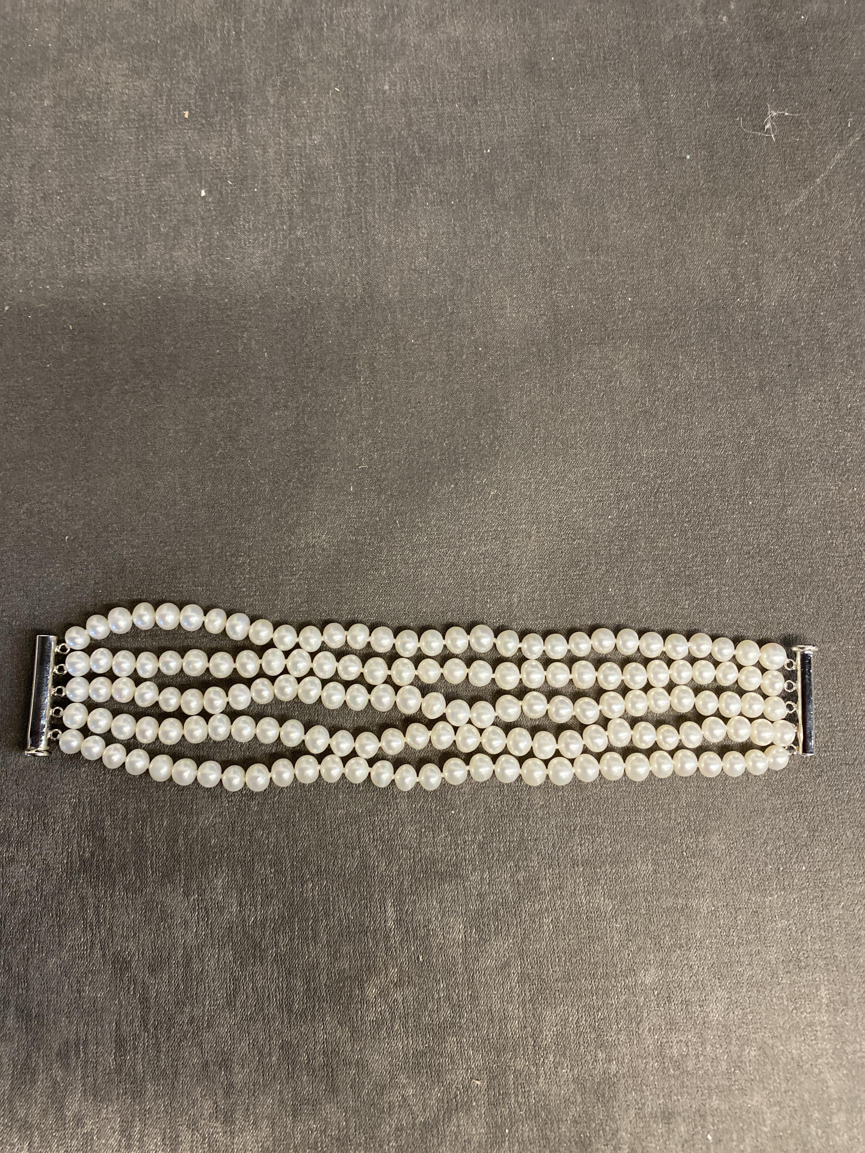 5 Strand Pearl Bracelet – White