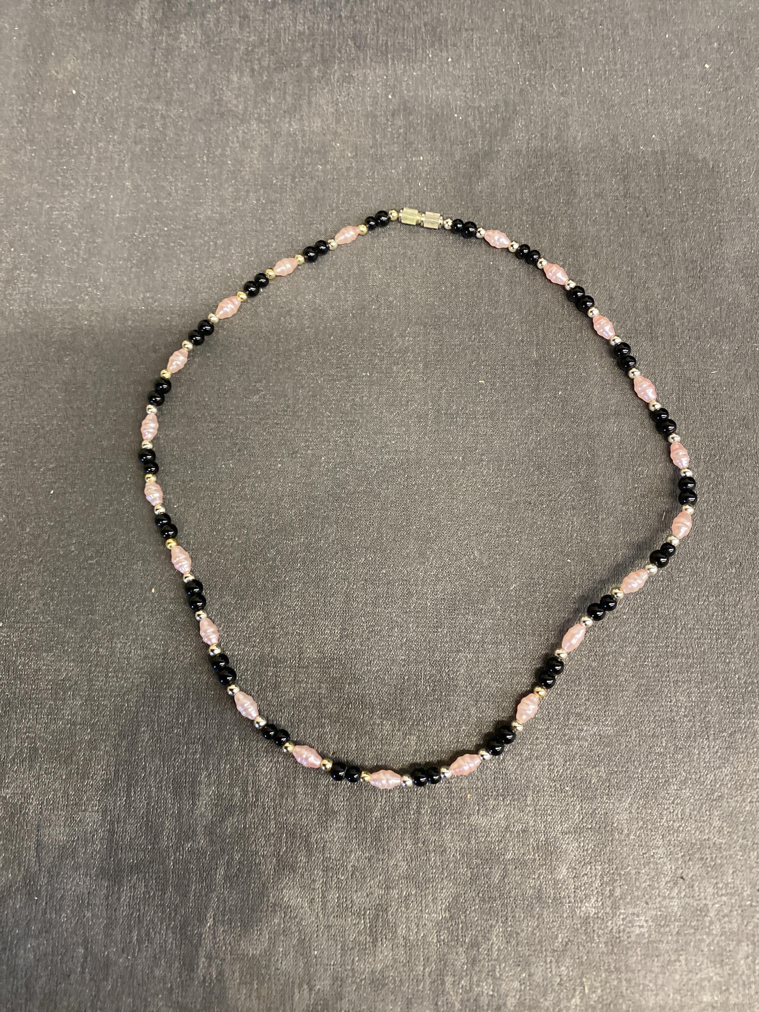 Necklace – Black & Pink