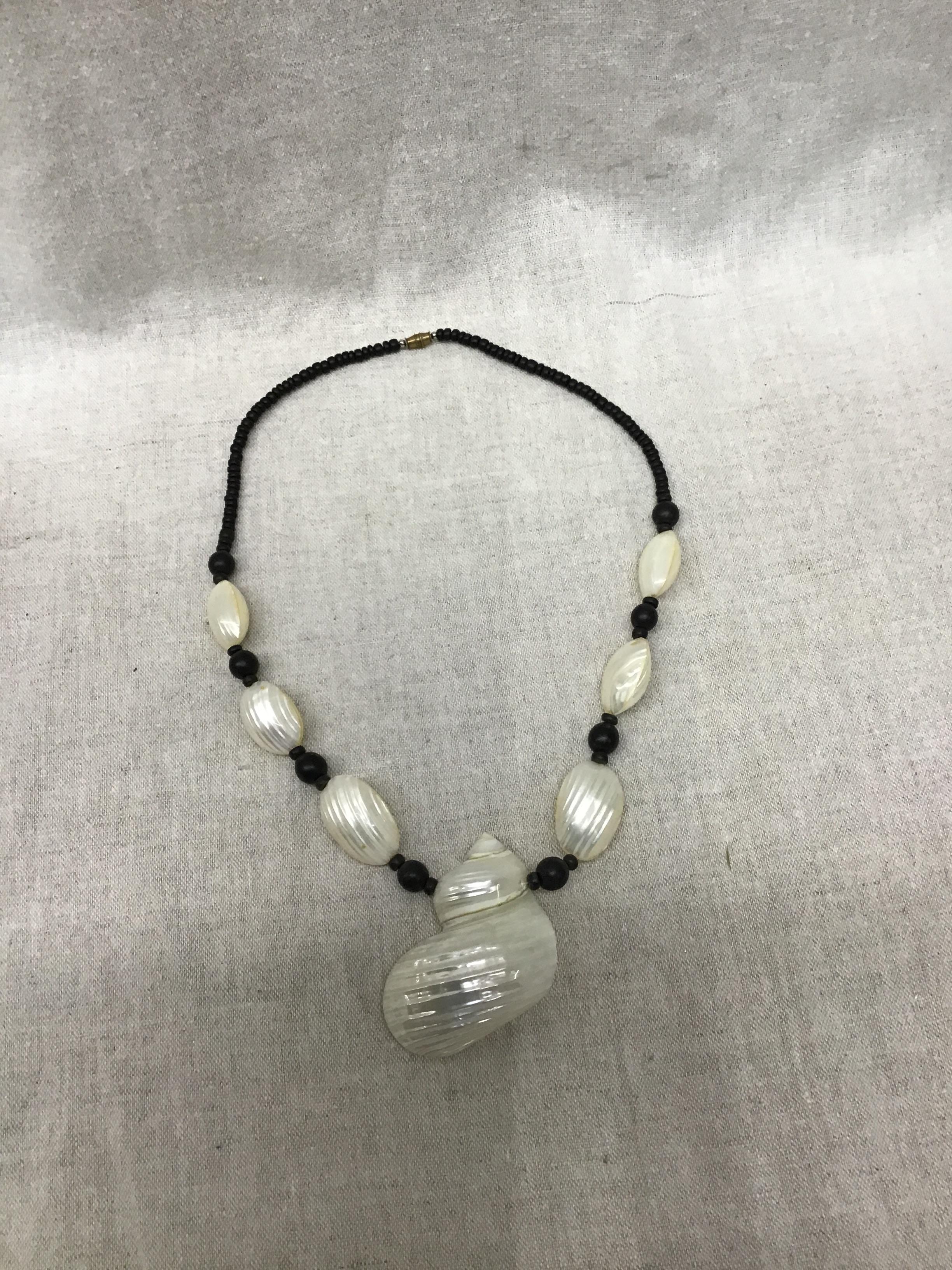Seashell 22″ Necklace