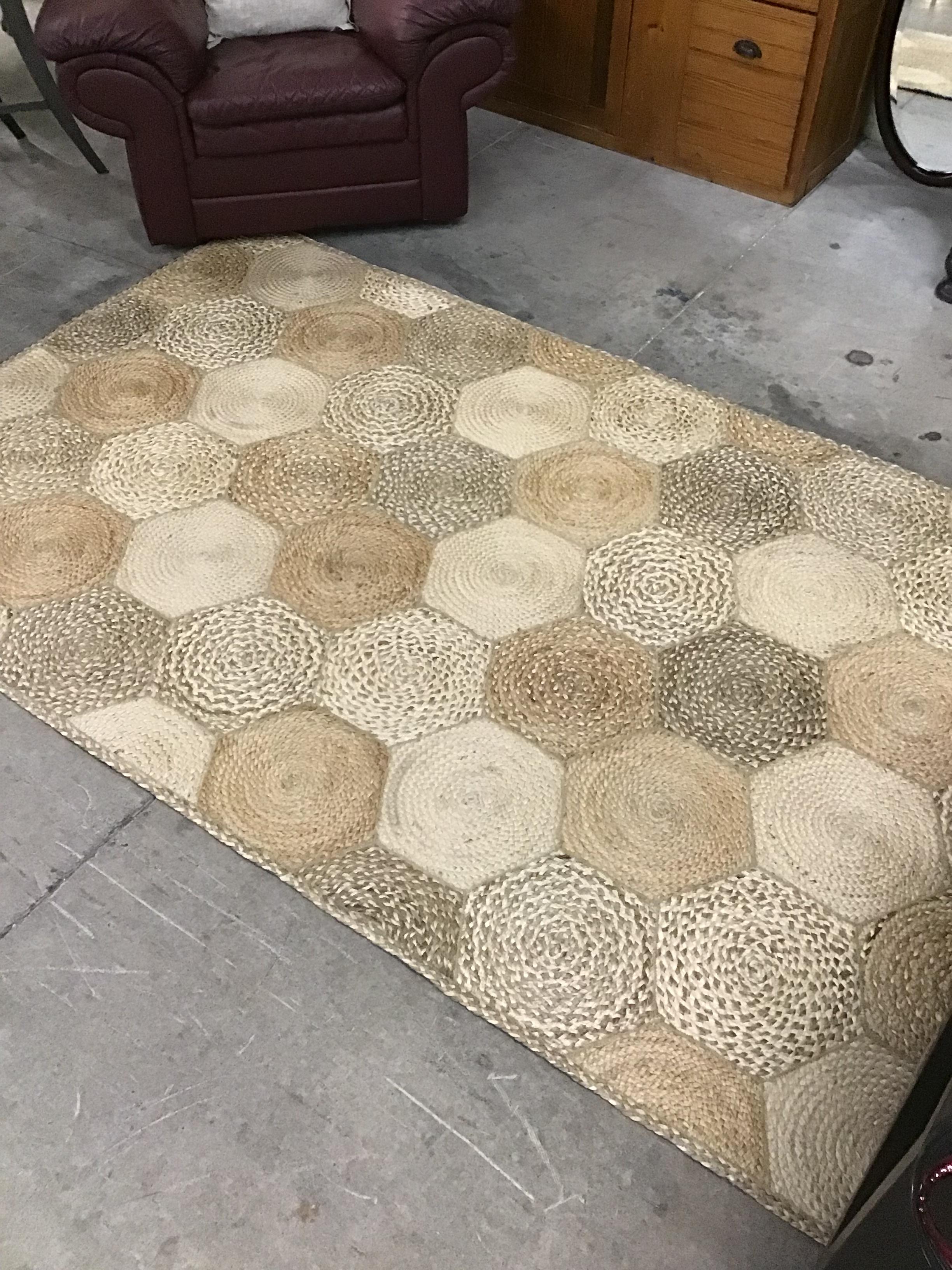 PIER 1 5′ x 8′ Jute Rug